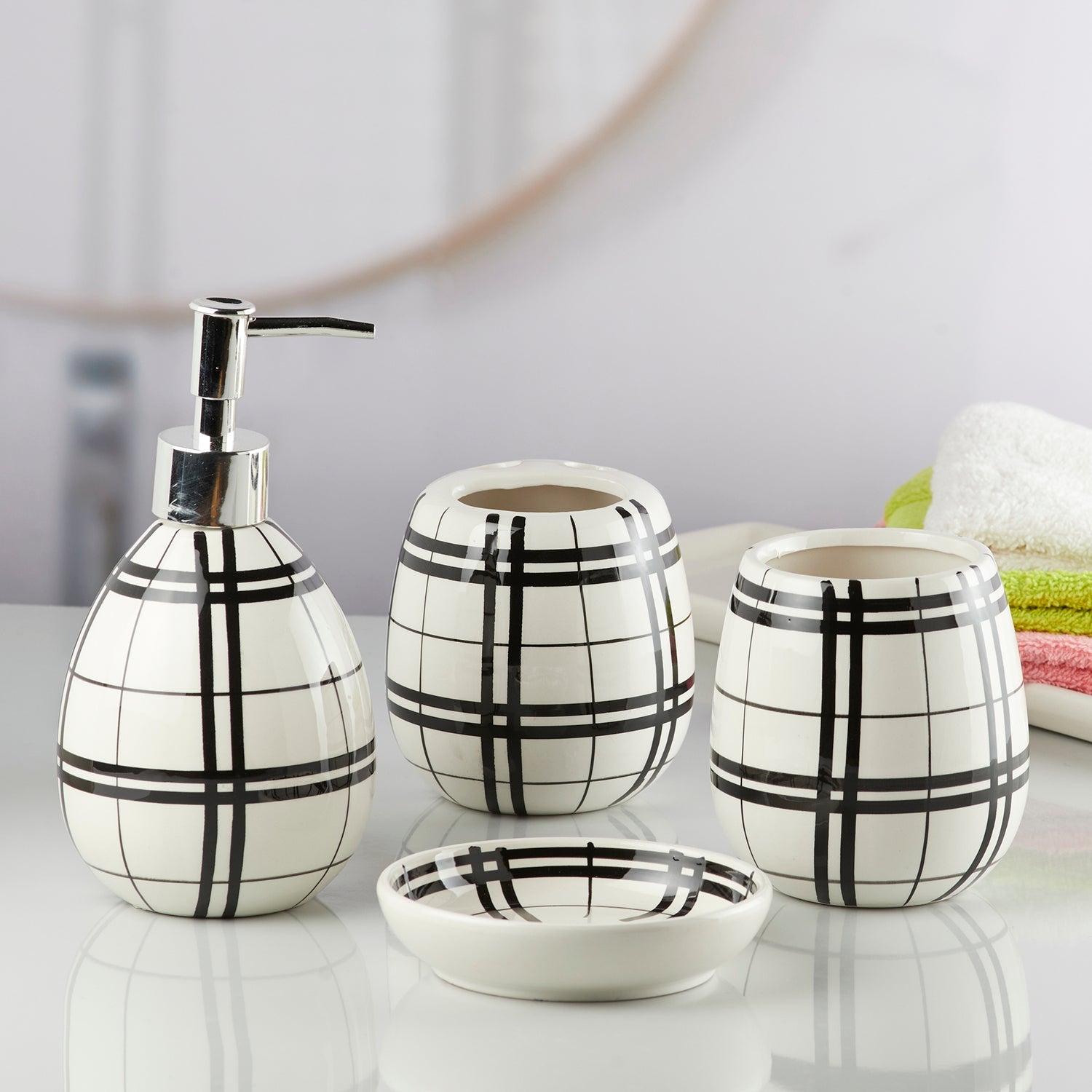 Ceramic Bathroom Set of 4 with Soap Dispenser (10156)