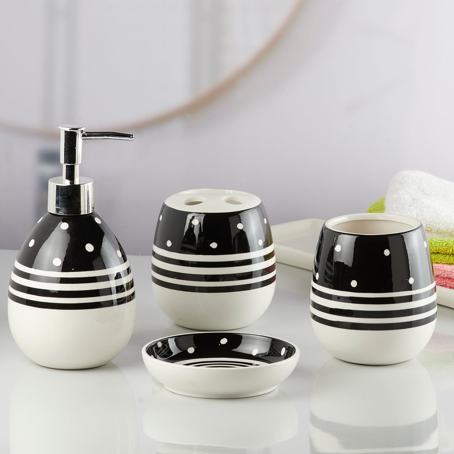 Ceramic Bathroom Set of 4 with Soap Dispenser (10158)