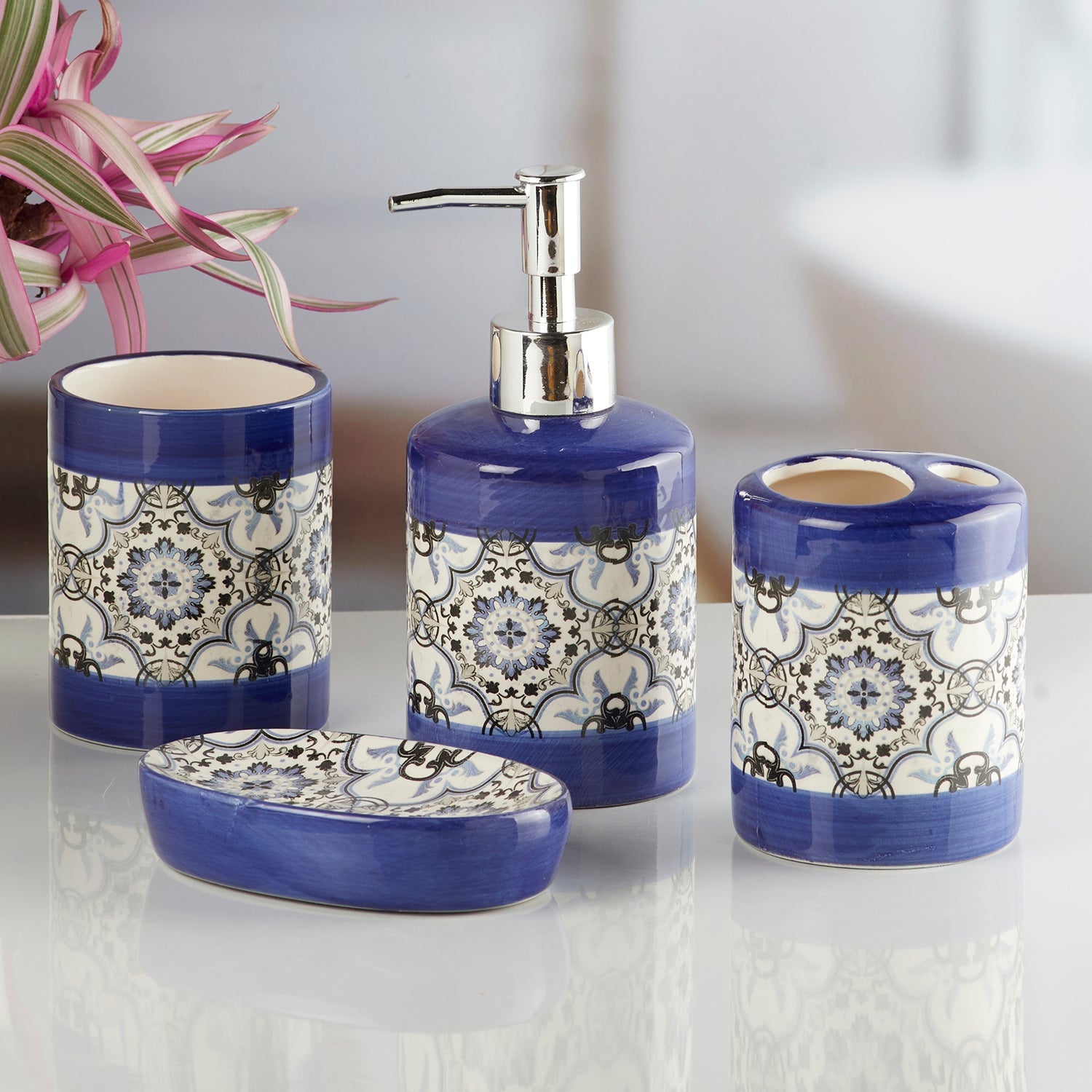 Ceramic Bathroom Set of 4 with Soap Dispenser (10174)