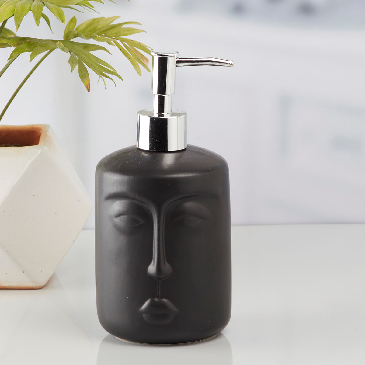Ceramic Soap Dispenser for handwash for Bathroom, Black (Set of 1) (10195)
