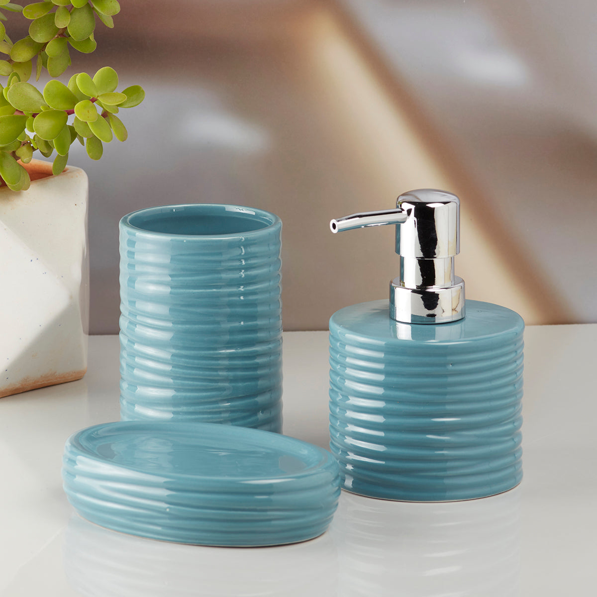 Ceramic Bathroom Accessories Set of 3 with Soap Dispenser (11139)