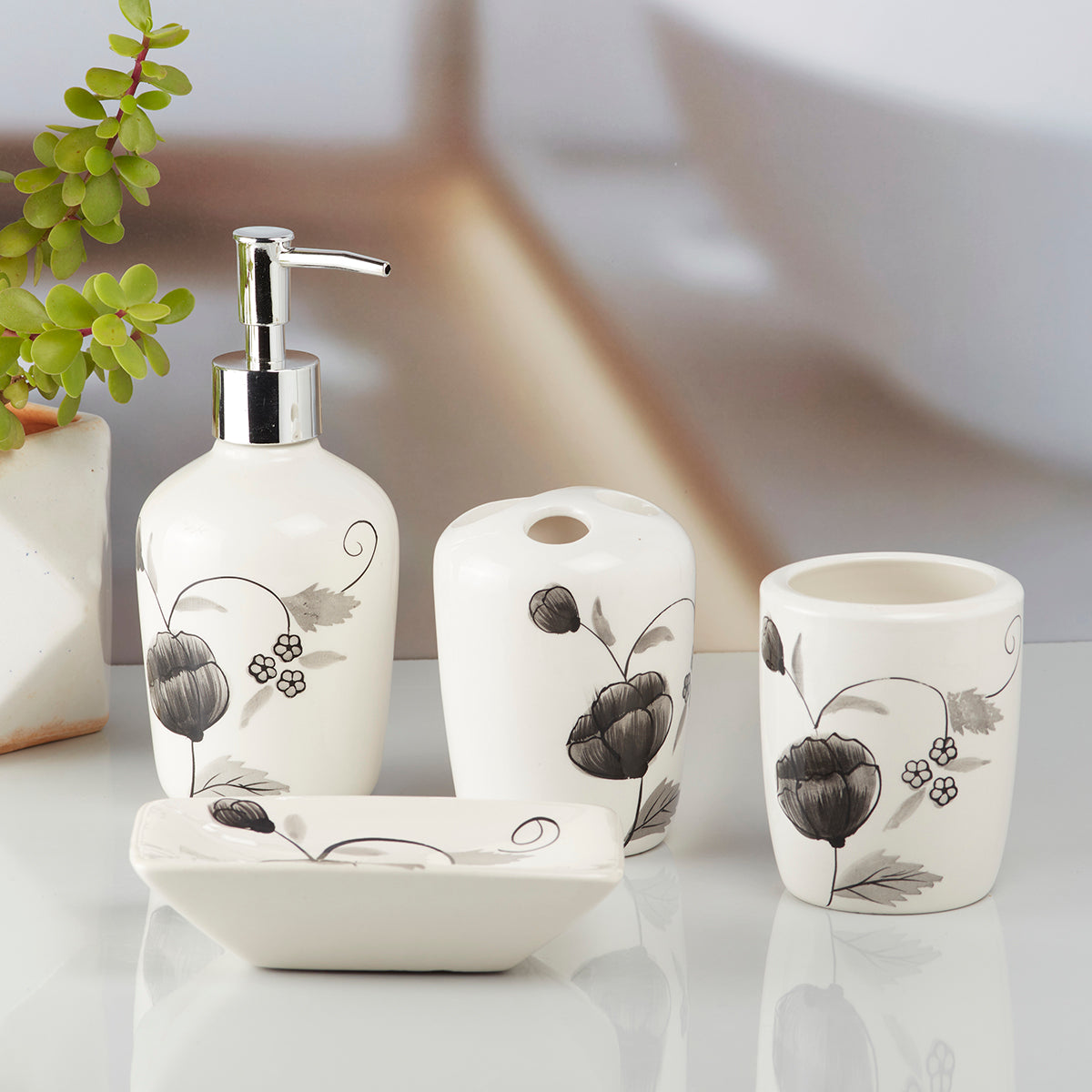 Ceramic Bathroom Set of 4 with Soap Dispenser (10164)