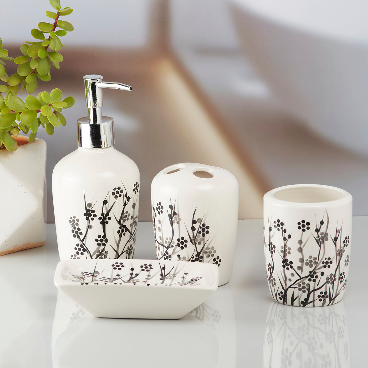 Ceramic Bathroom Set of 4 with Soap Dispenser (10164)