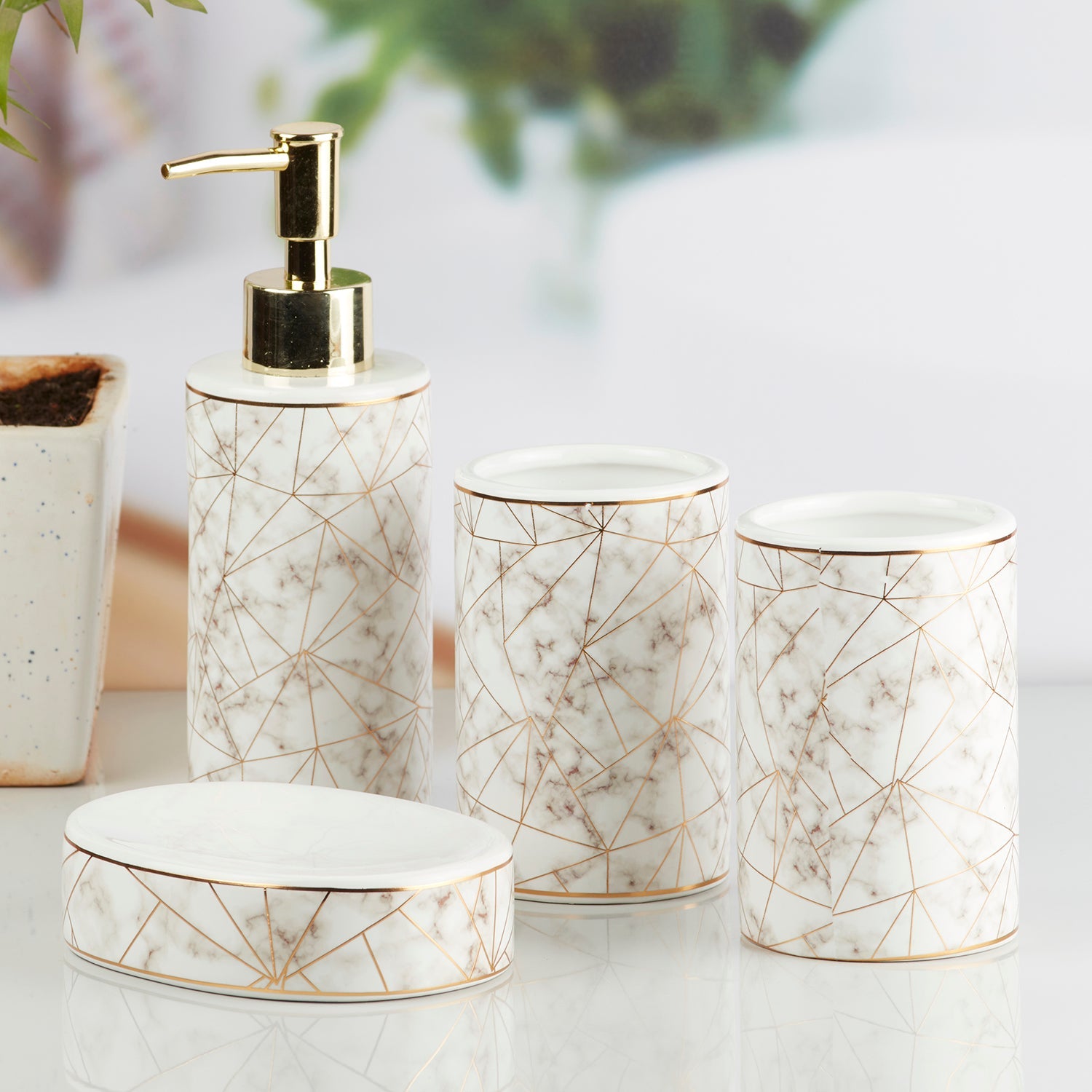 Ceramic Bathroom Set of 4 with Soap Dispenser (10199)