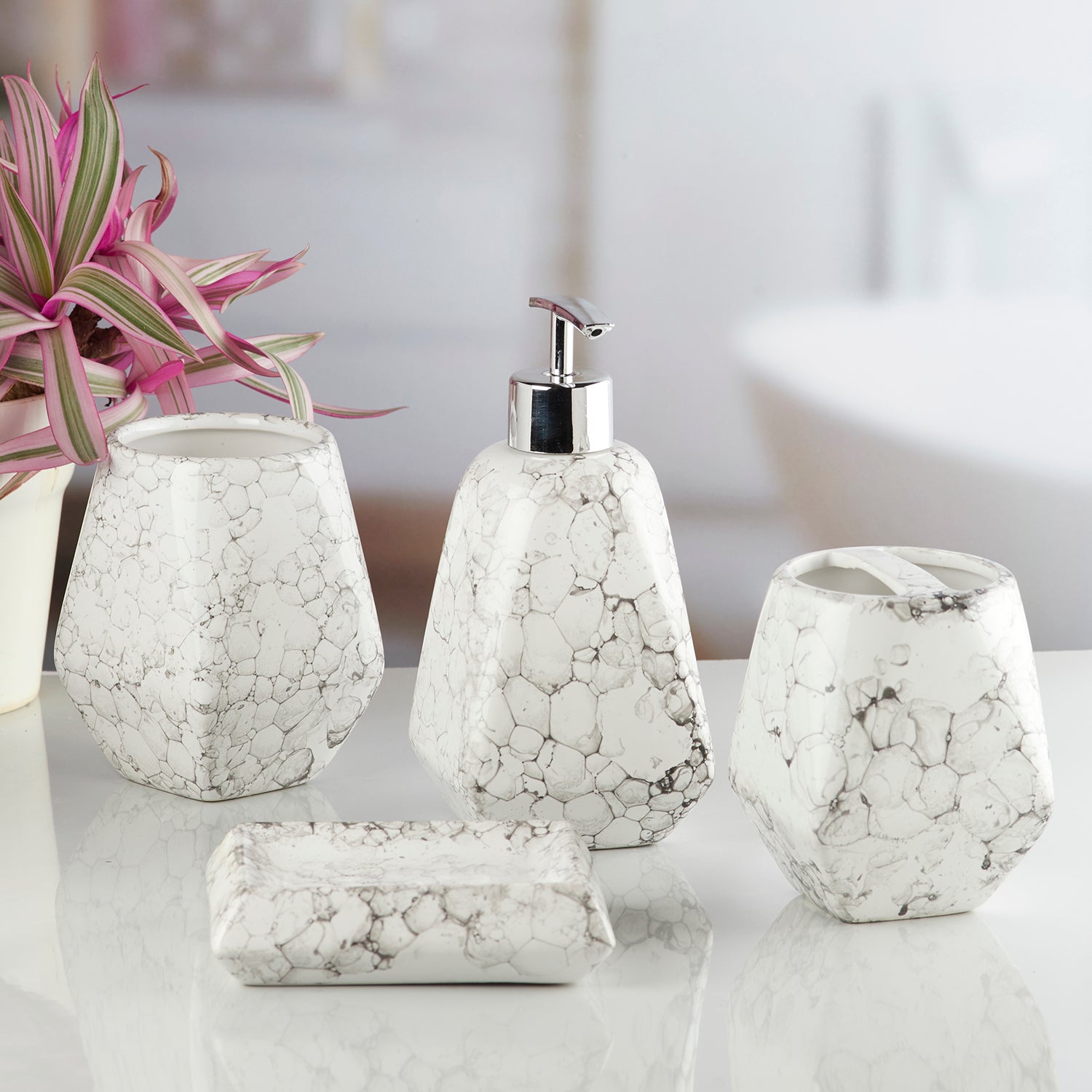Ceramic Bathroom Set of 4 with Soap Dispenser (10226)