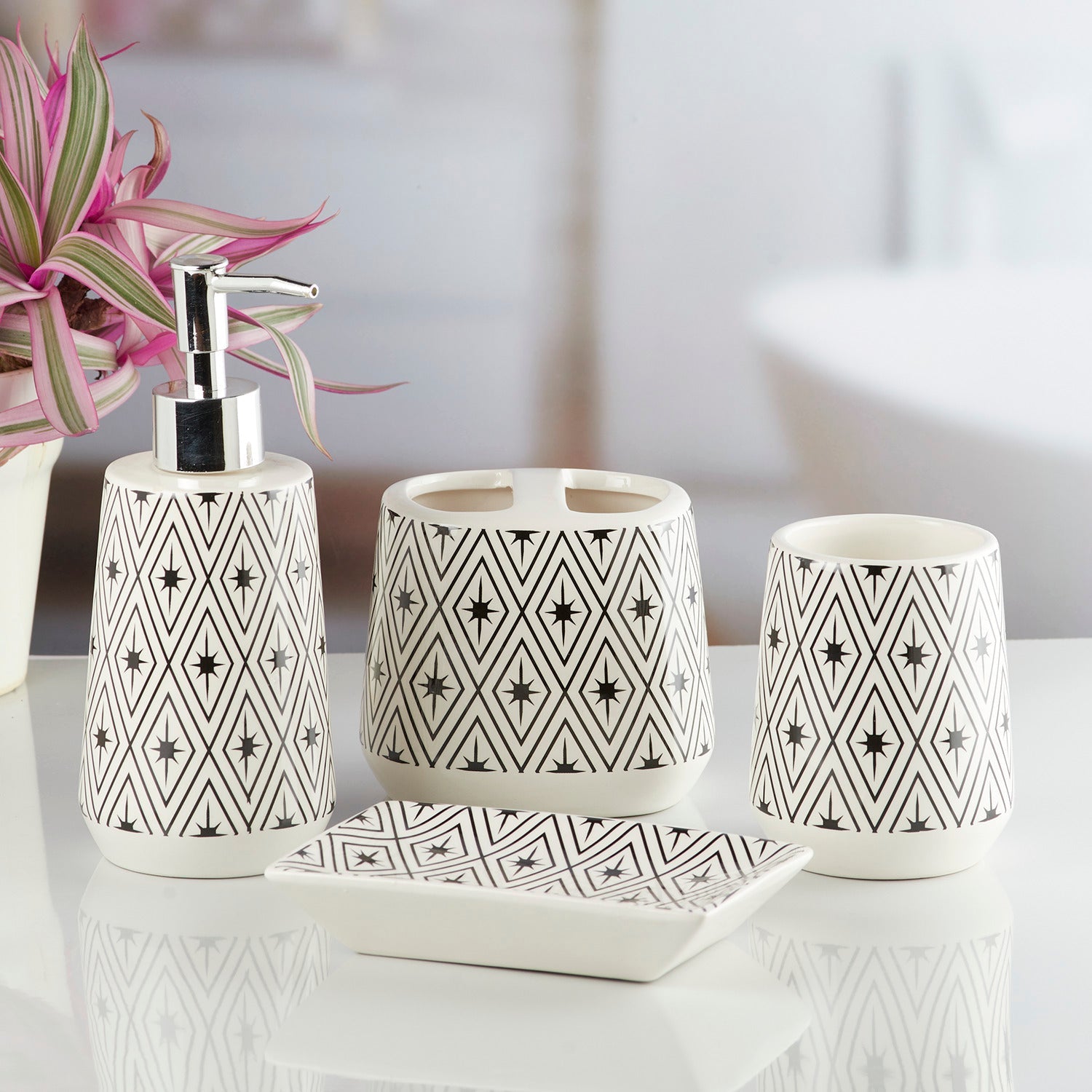 Ceramic Bathroom Set of 4 with Soap Dispenser (10228)