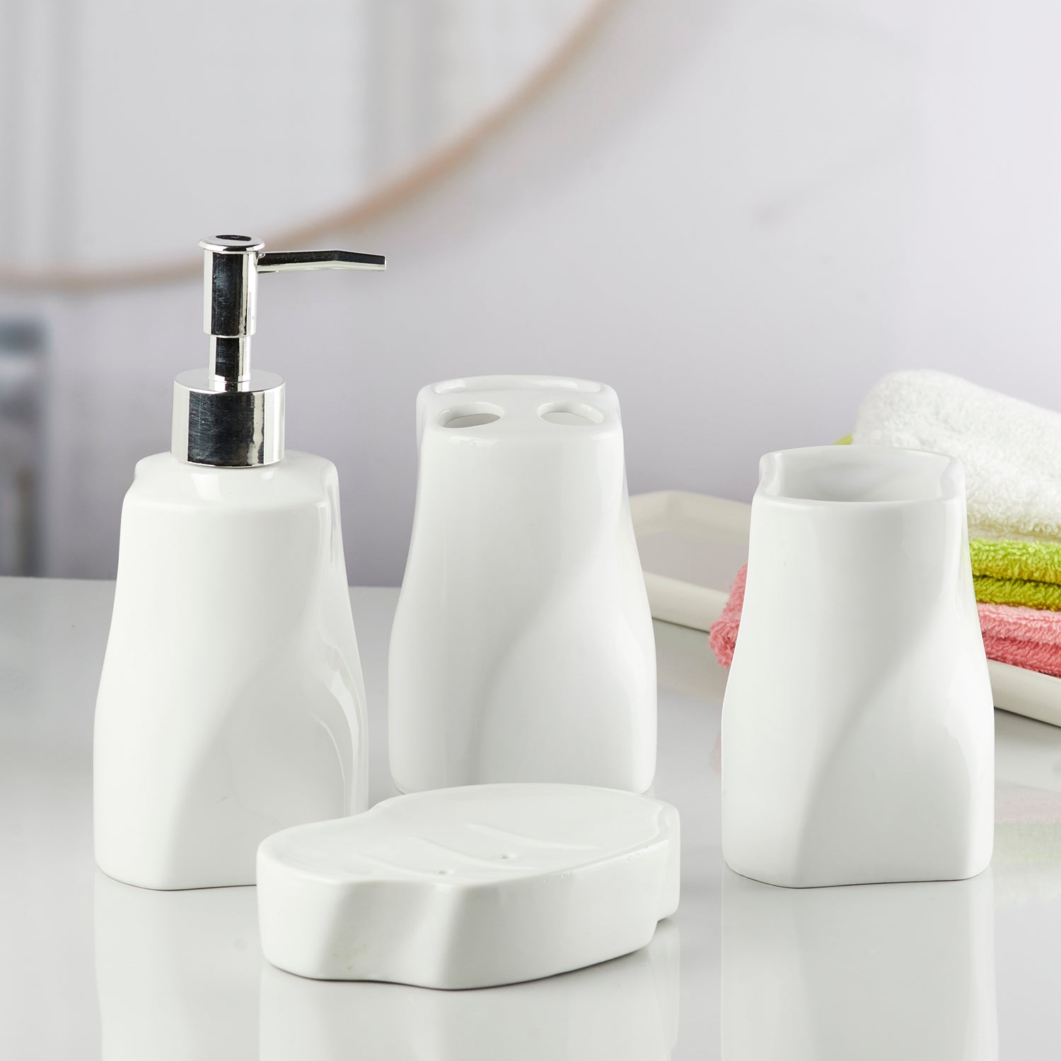 Ceramic Bathroom Set of 4 with Soap Dispenser (10235)