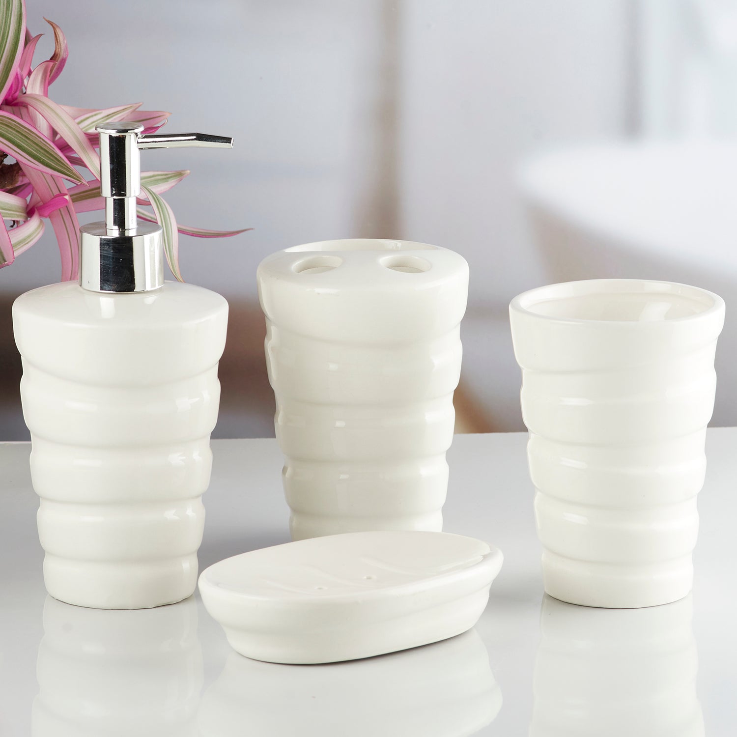 Ceramic Bathroom Set of 4 with Soap Dispenser (10237)
