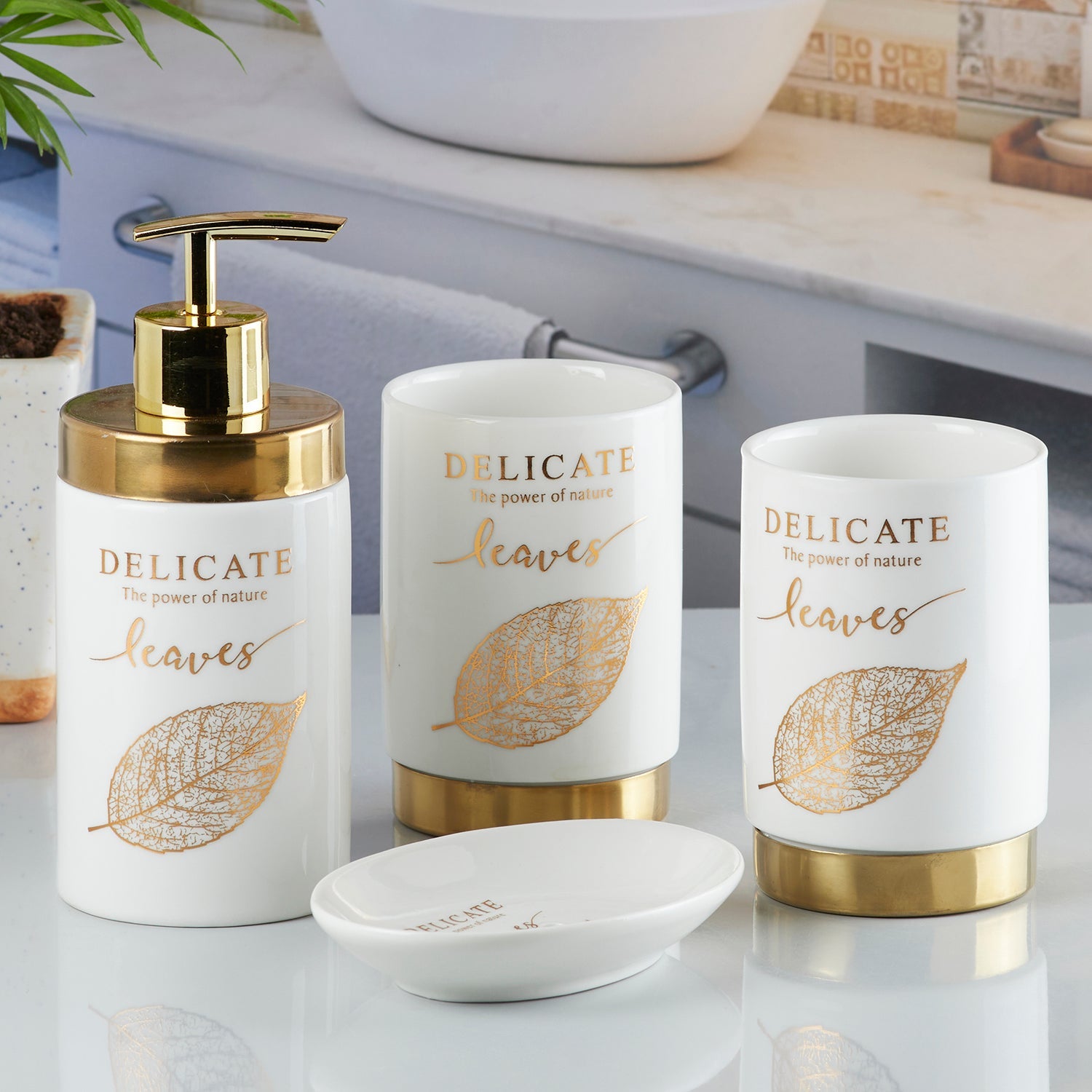 Ceramic Bathroom Set of 4 with Soap Dispenser (10382)