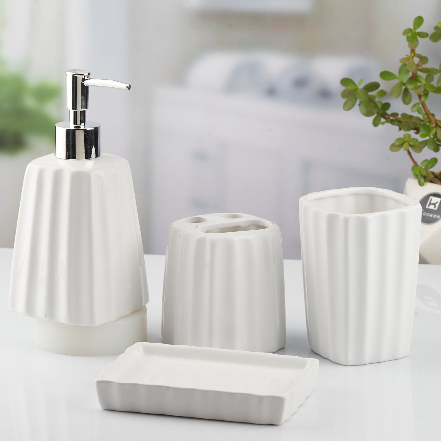 Ceramic Bathroom Set of 4 with Soap Dispenser (10468)