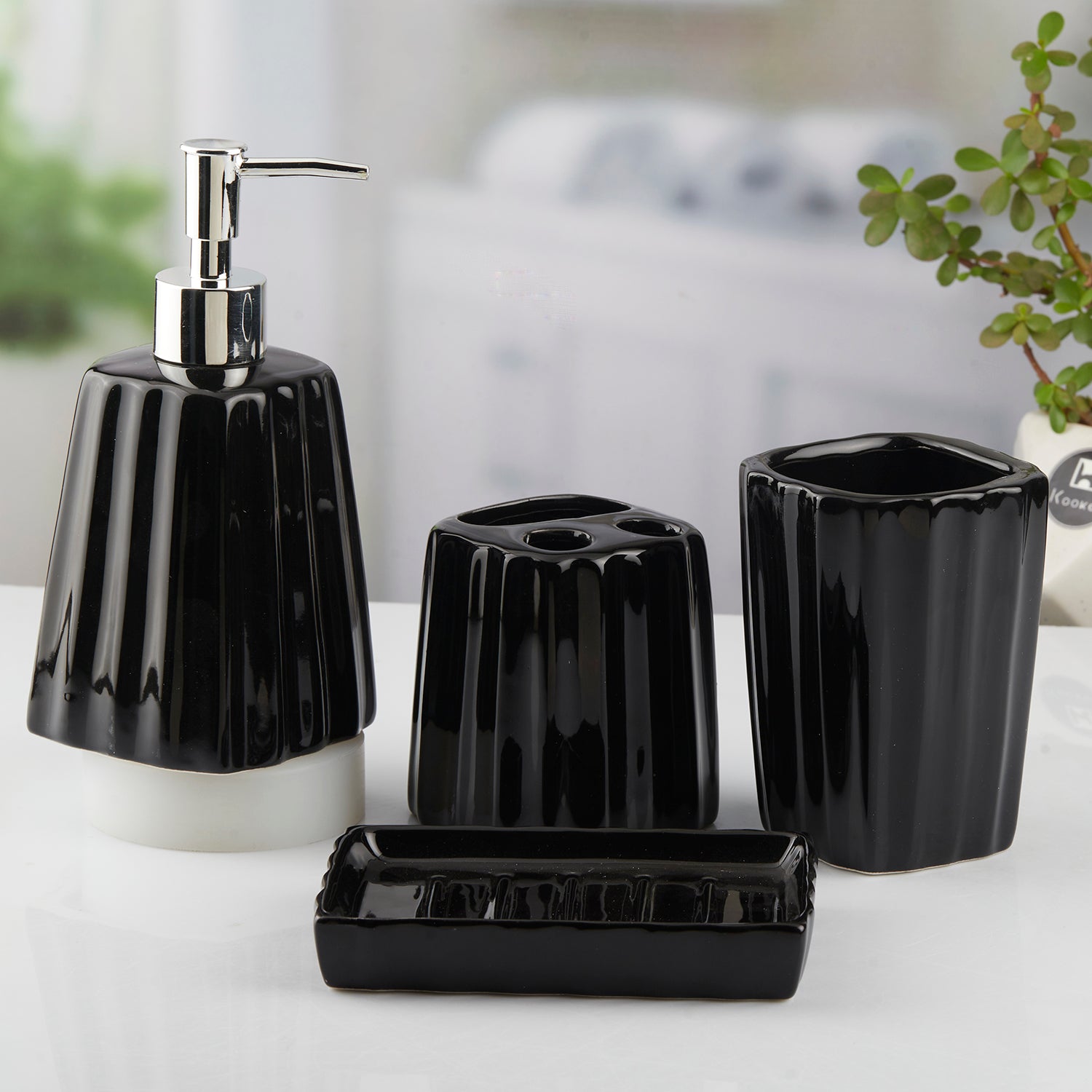 Ceramic Bathroom Set of 4 with Soap Dispenser (10468)