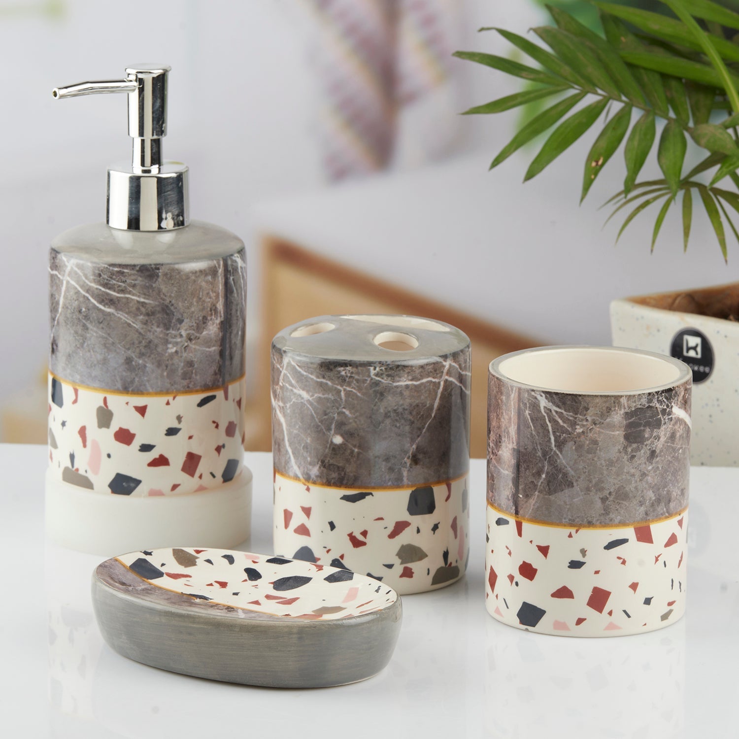 Ceramic Bathroom Set of 4 with Soap Dispenser (10471)