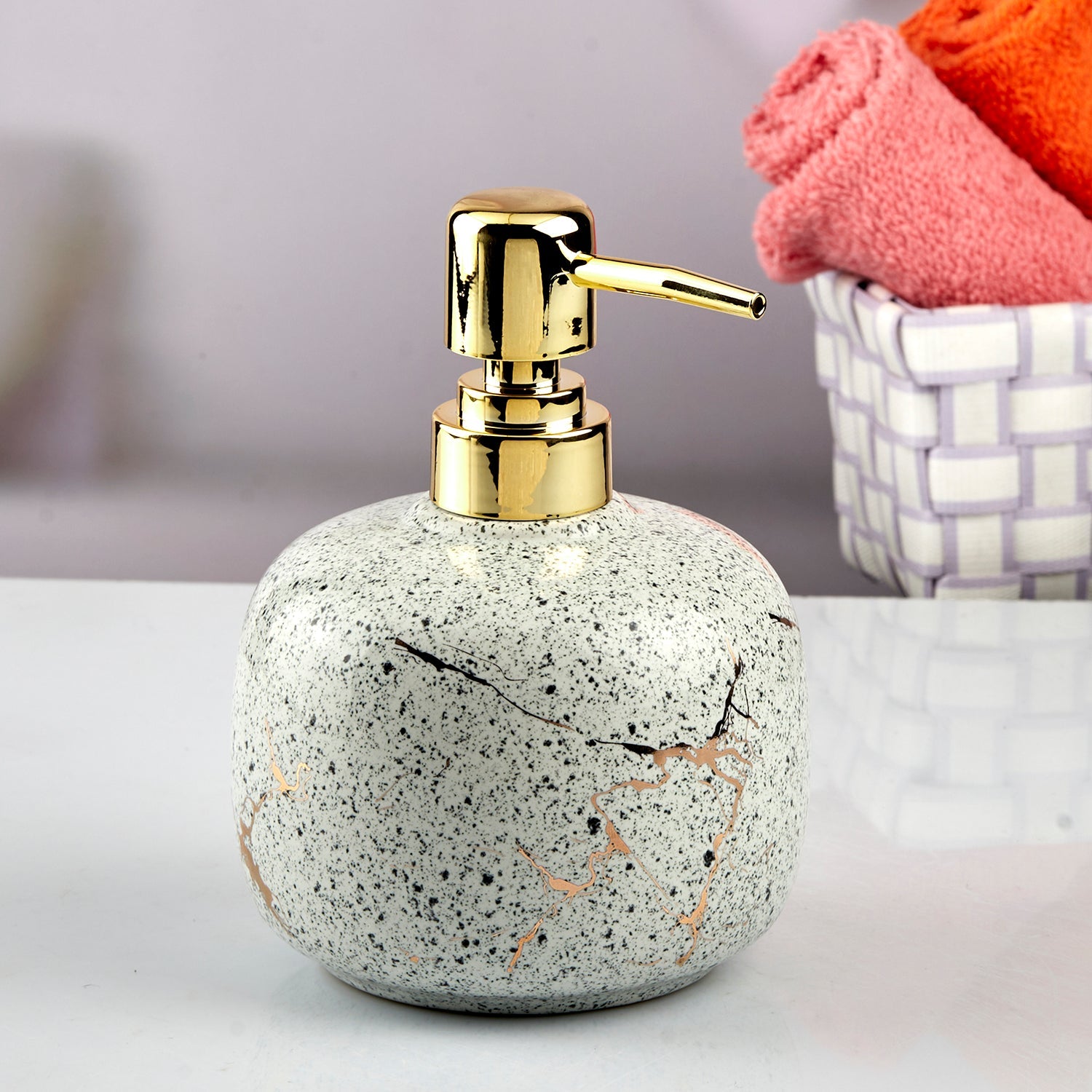 Ceramic Soap Dispenser liquid handwash pump for Bathroom, Set of 1, White (10602)