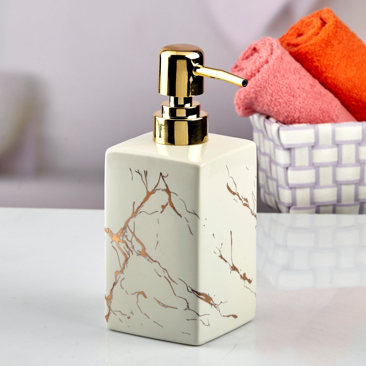 Ceramic Soap Dispenser liquid handwash pump for Bathroom, Set of 1, White (10620)