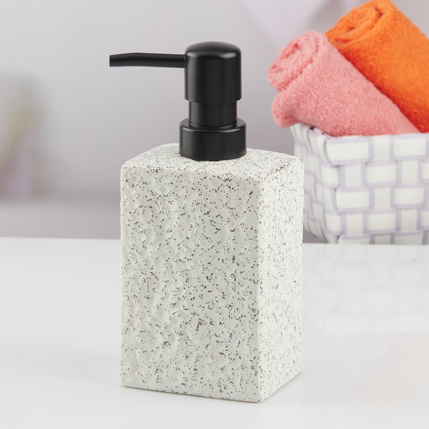 Ceramic Soap Dispenser liquid handwash pump for Bathroom, Set of 1, White (10621)
