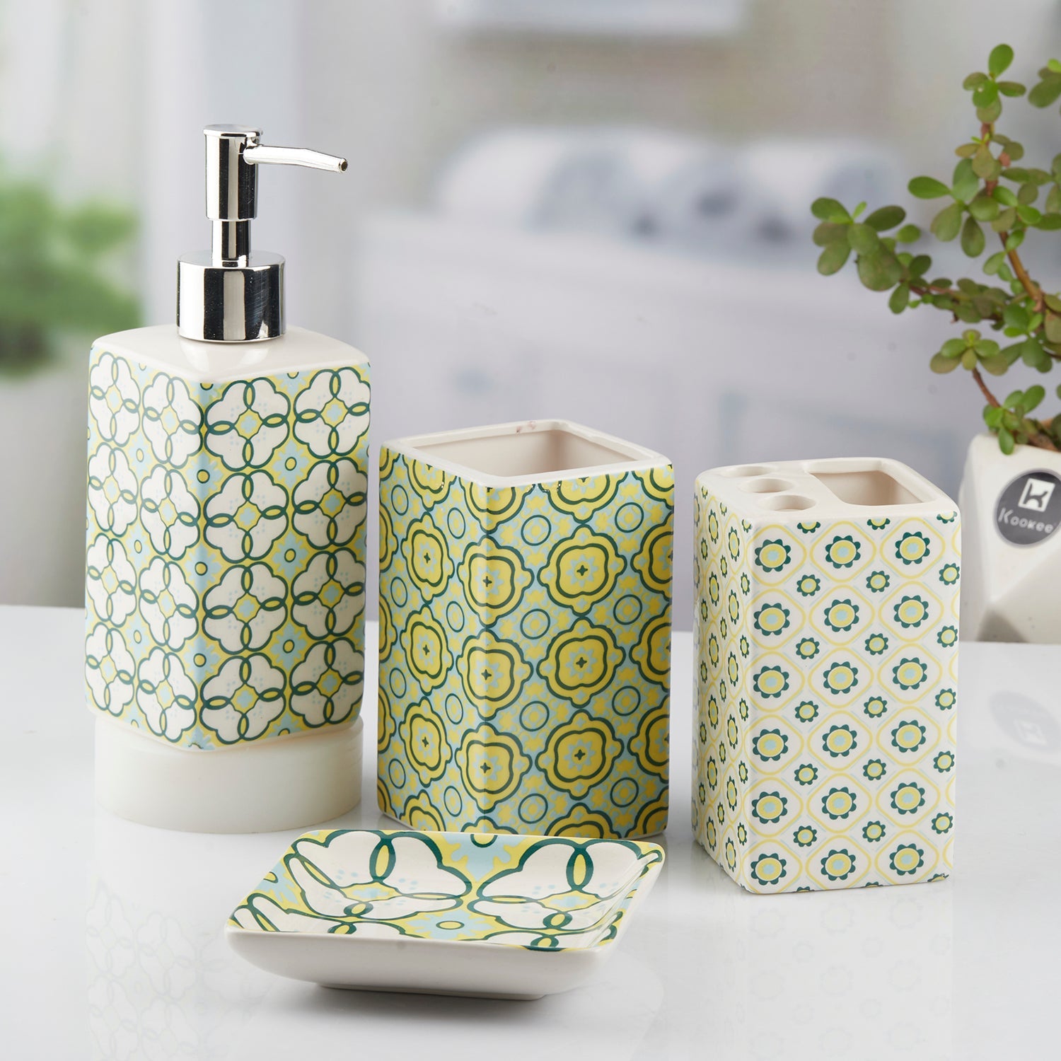 Ceramic Bathroom Set of 4 with Soap Dispenser (10724)