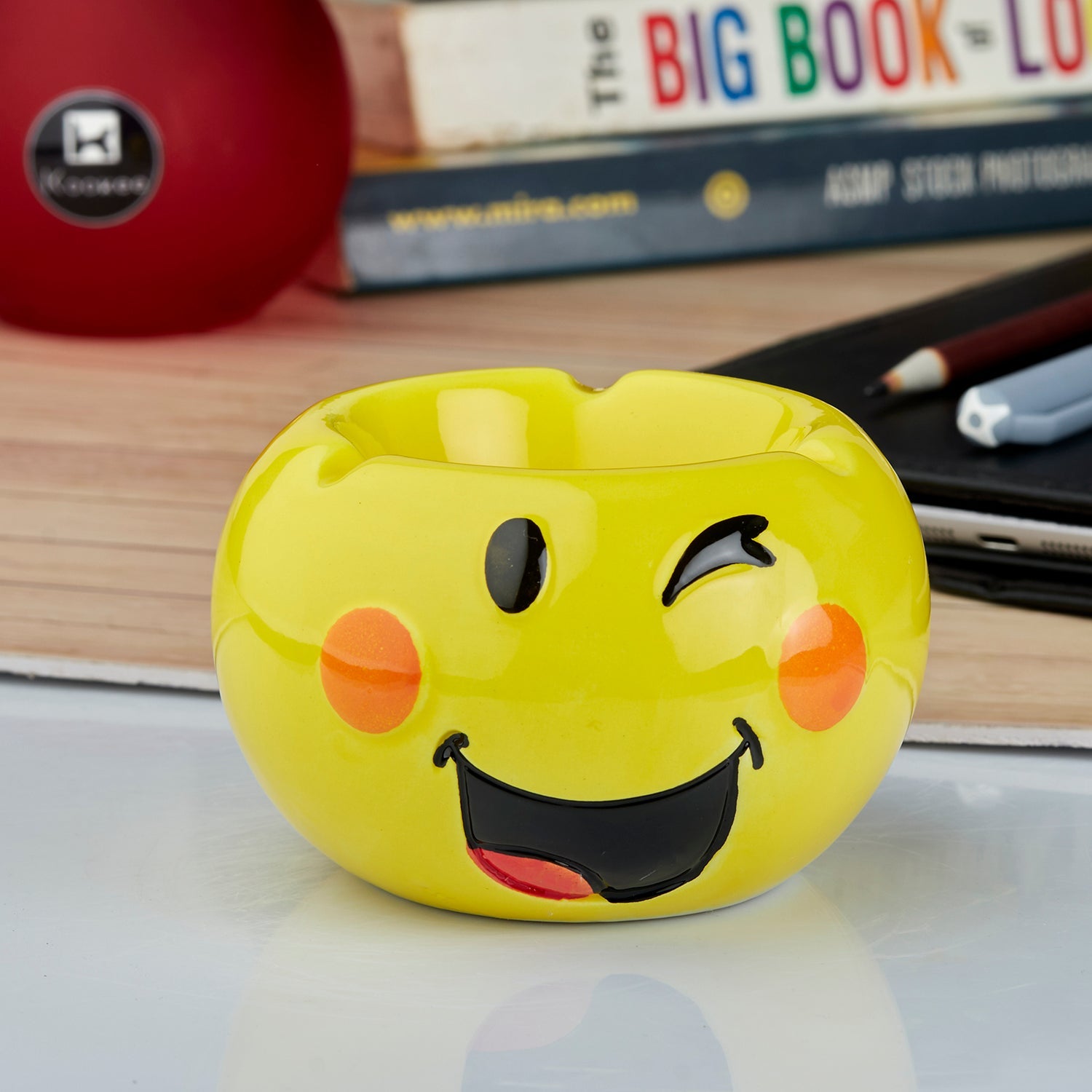 Ceramic Ashtray for Smokers (10775)