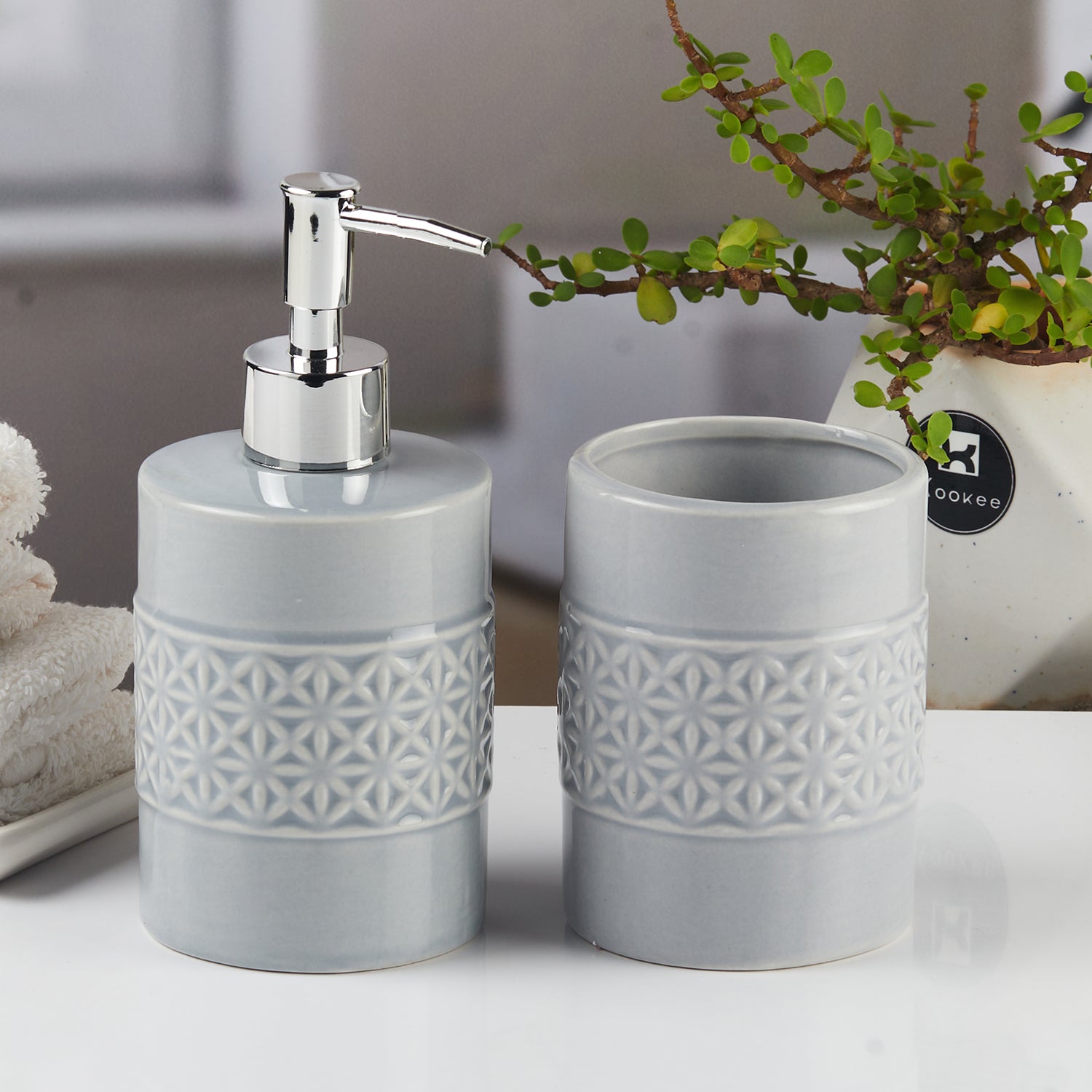 Ceramic Bathroom Accessories Set of 2 with Soap Dispenser (11109)