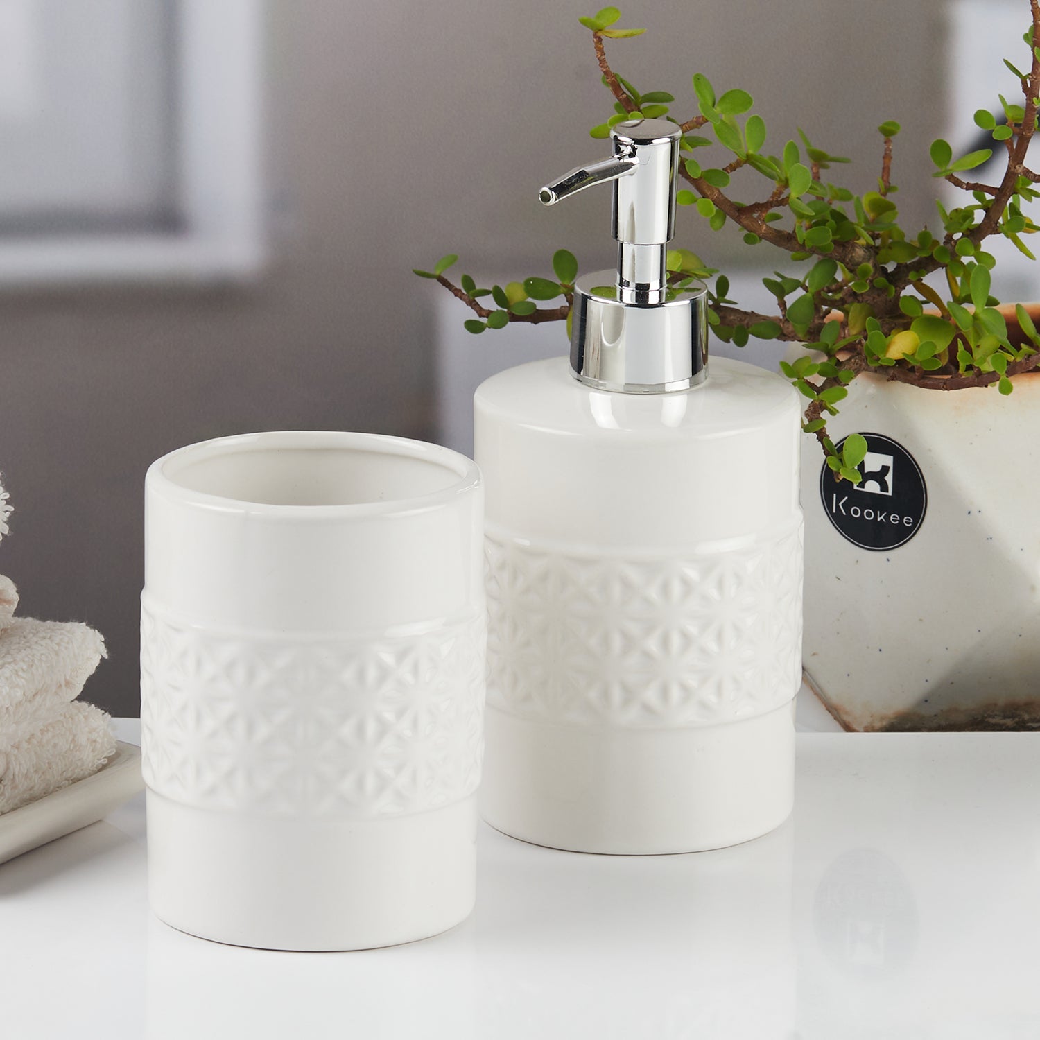 Ceramic Bathroom Accessories Set of 2 with Soap Dispenser (11109)