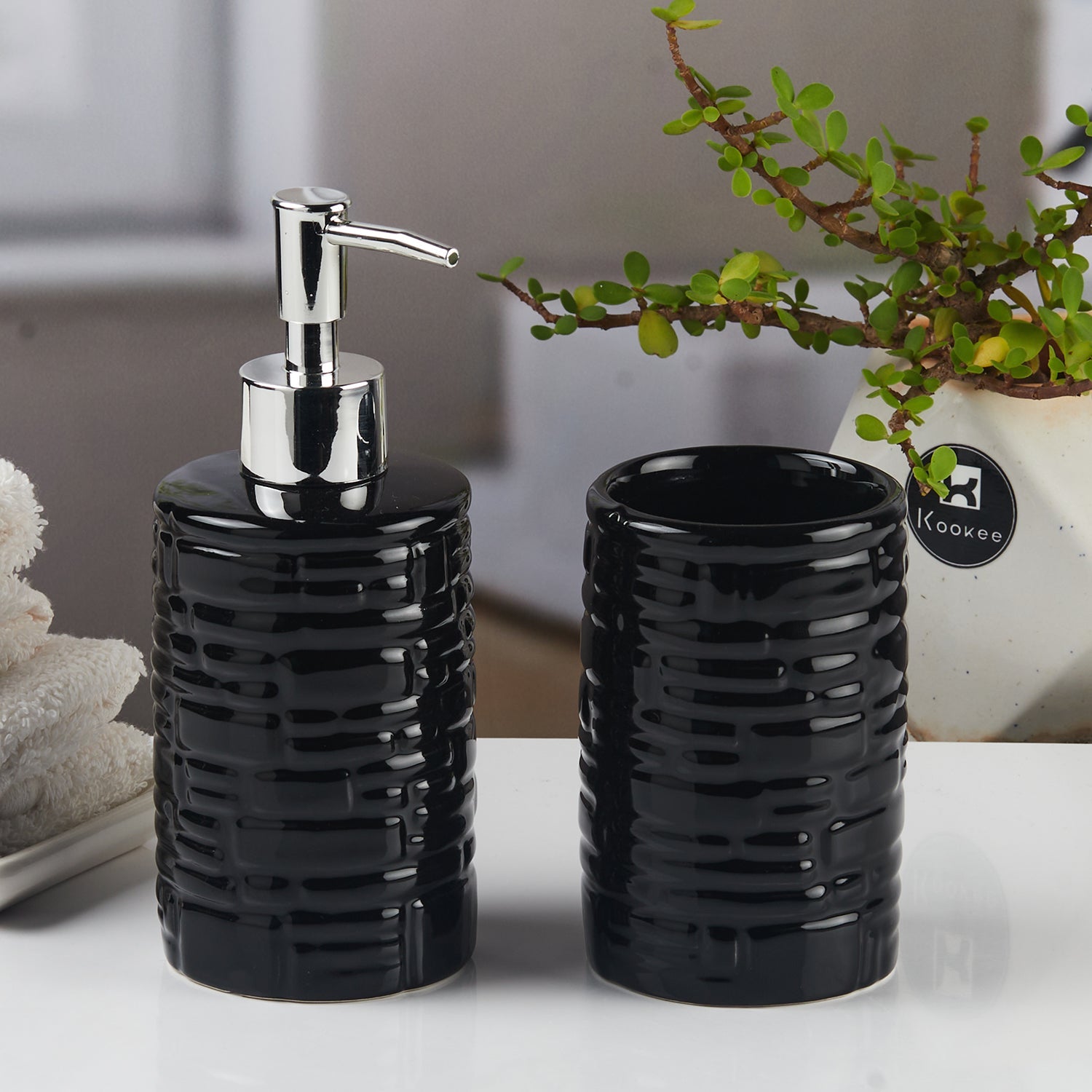 Ceramic Bathroom Accessories Set of 2 with Soap Dispenser (11115)