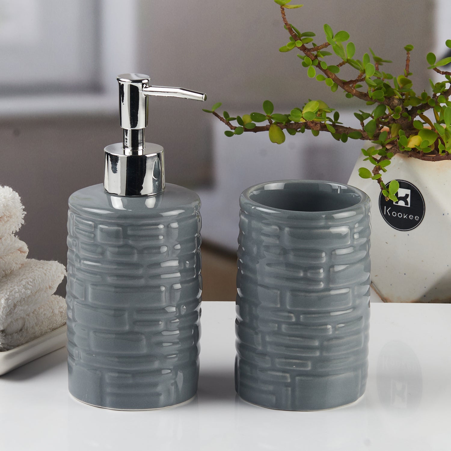 Ceramic Bathroom Accessories Set of 2 with Soap Dispenser (11115)