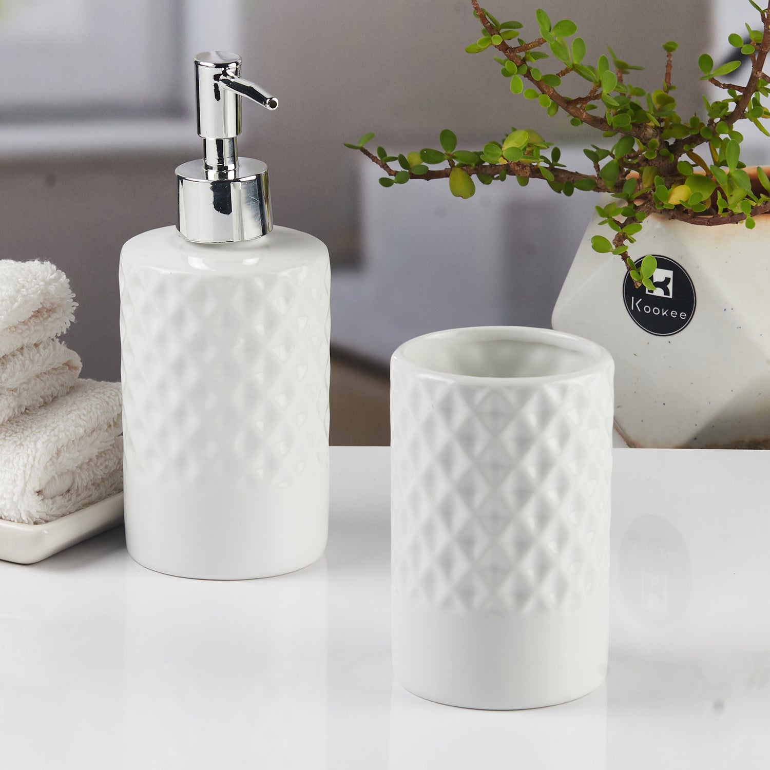 Ceramic Bathroom Accessories Set of 2 with Soap Dispenser (11118)