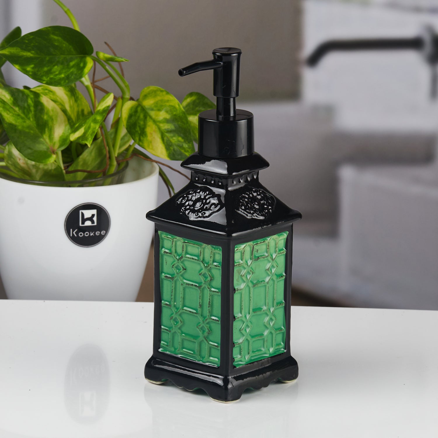 Ceramic Soap Dispenser for handwash for Bathroom, Green (Set of 1) (11161)