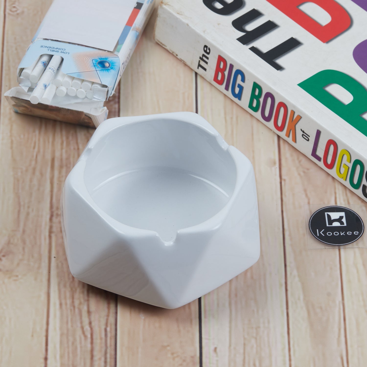 Groovy Ceramic Ashtray for Home & Office, Blue (11355)