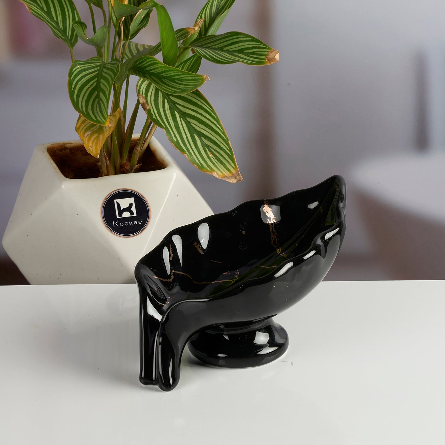 Ceramic Soap Holder Dish, Black (Set of 1) (11574)