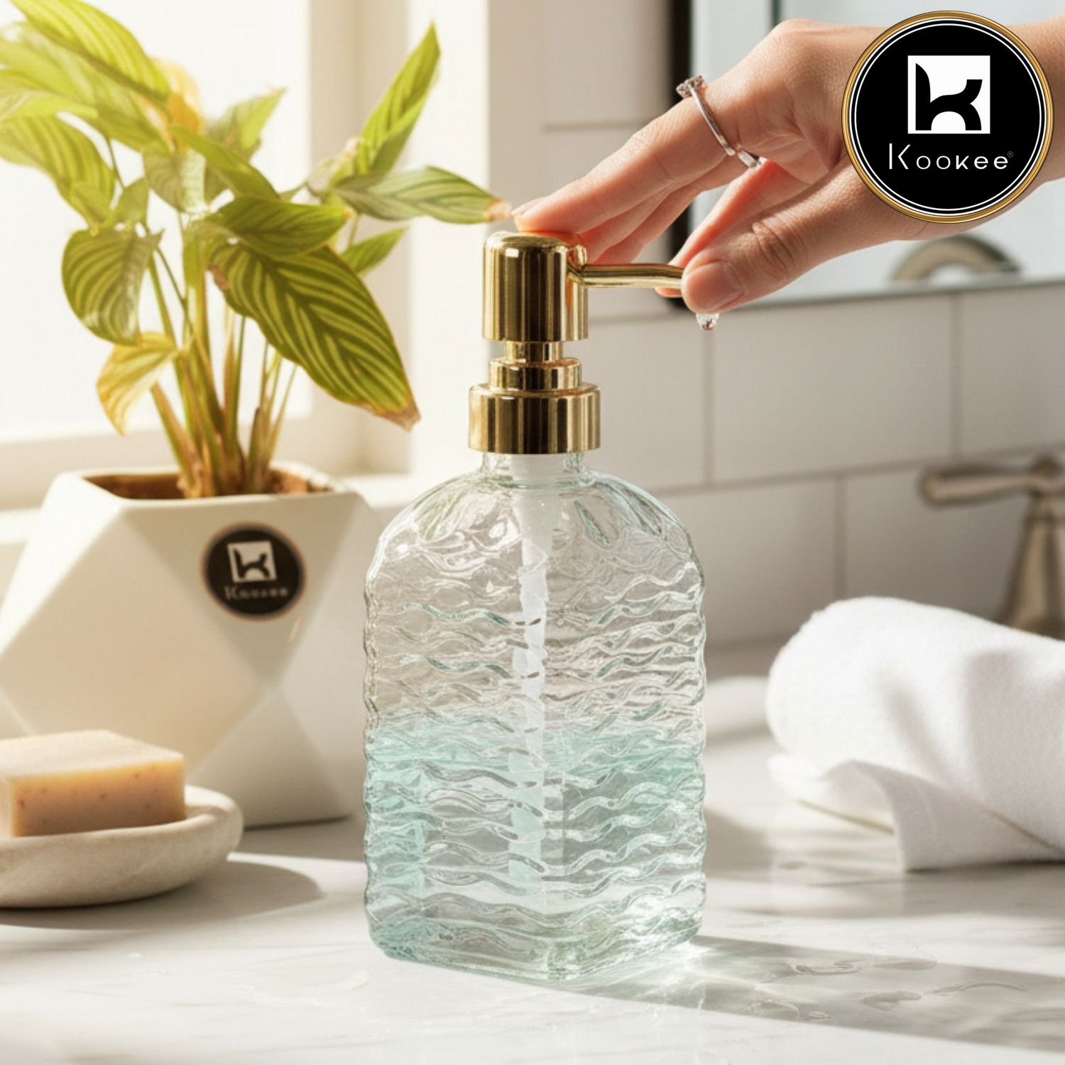 Kookee Glass Soap Dispensers, Transparent, ART11593