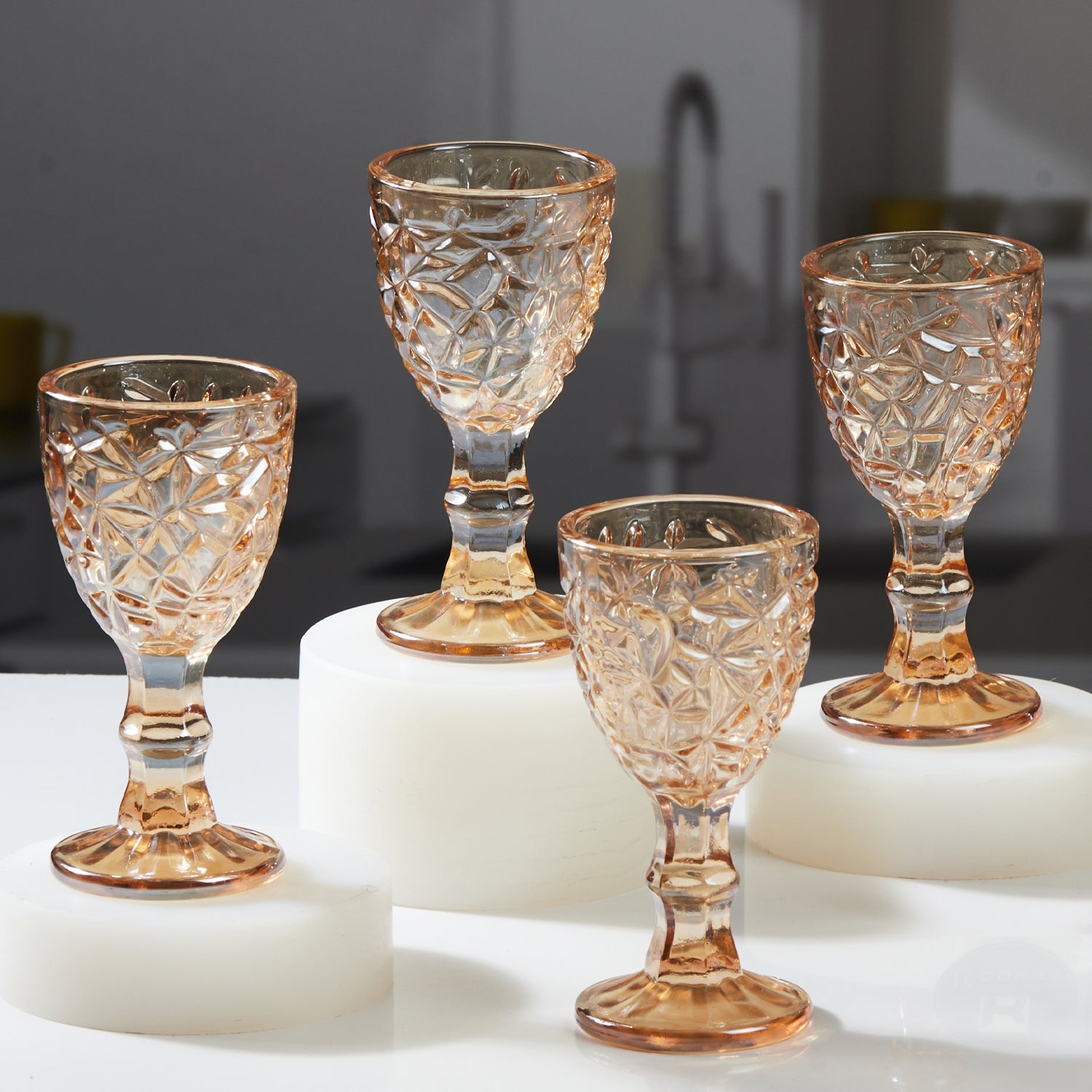 Wine Glasses, Gold, ART11900