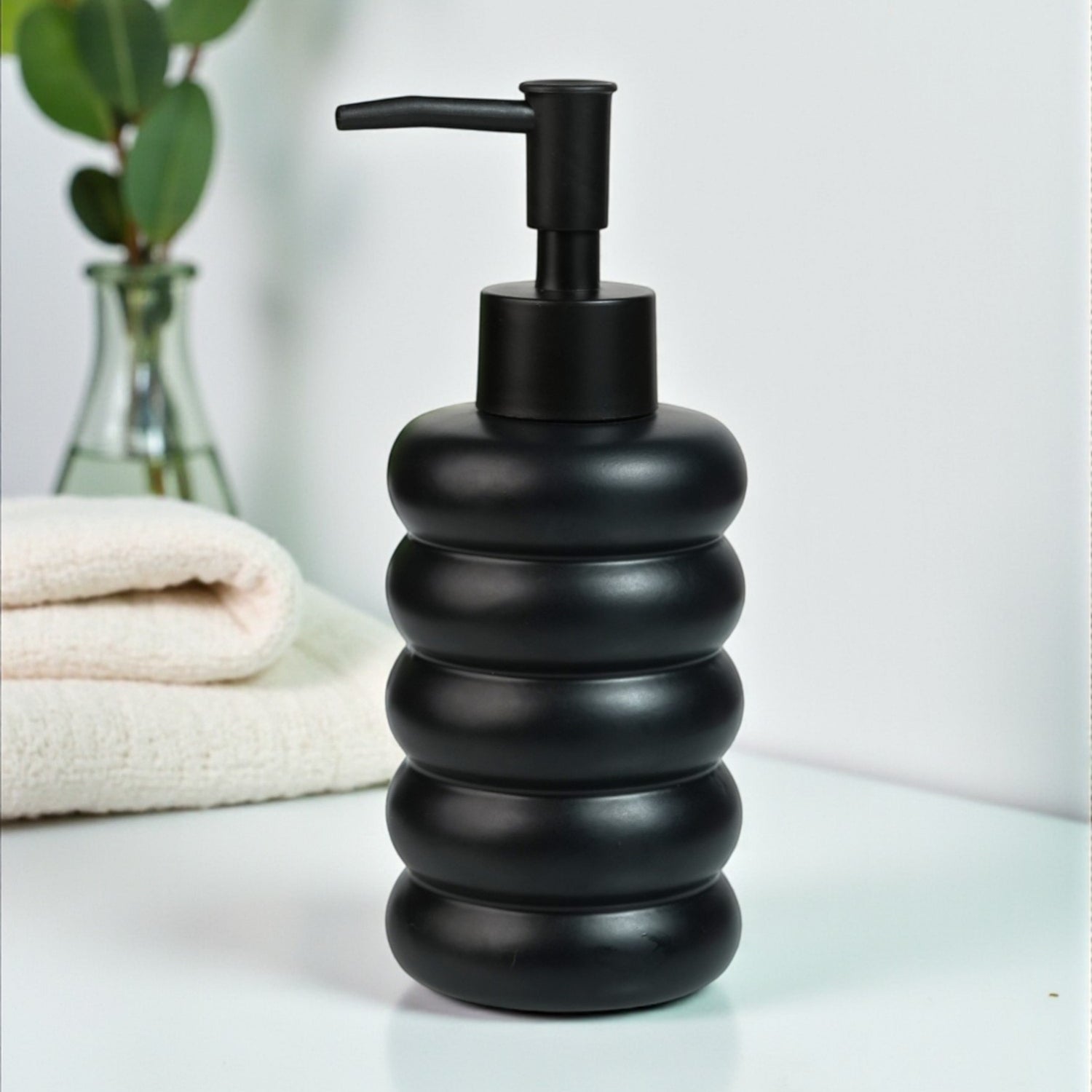 Ceramic Soap Dispenser for handwash for Bathroom, Black (Set of 1) (12238)