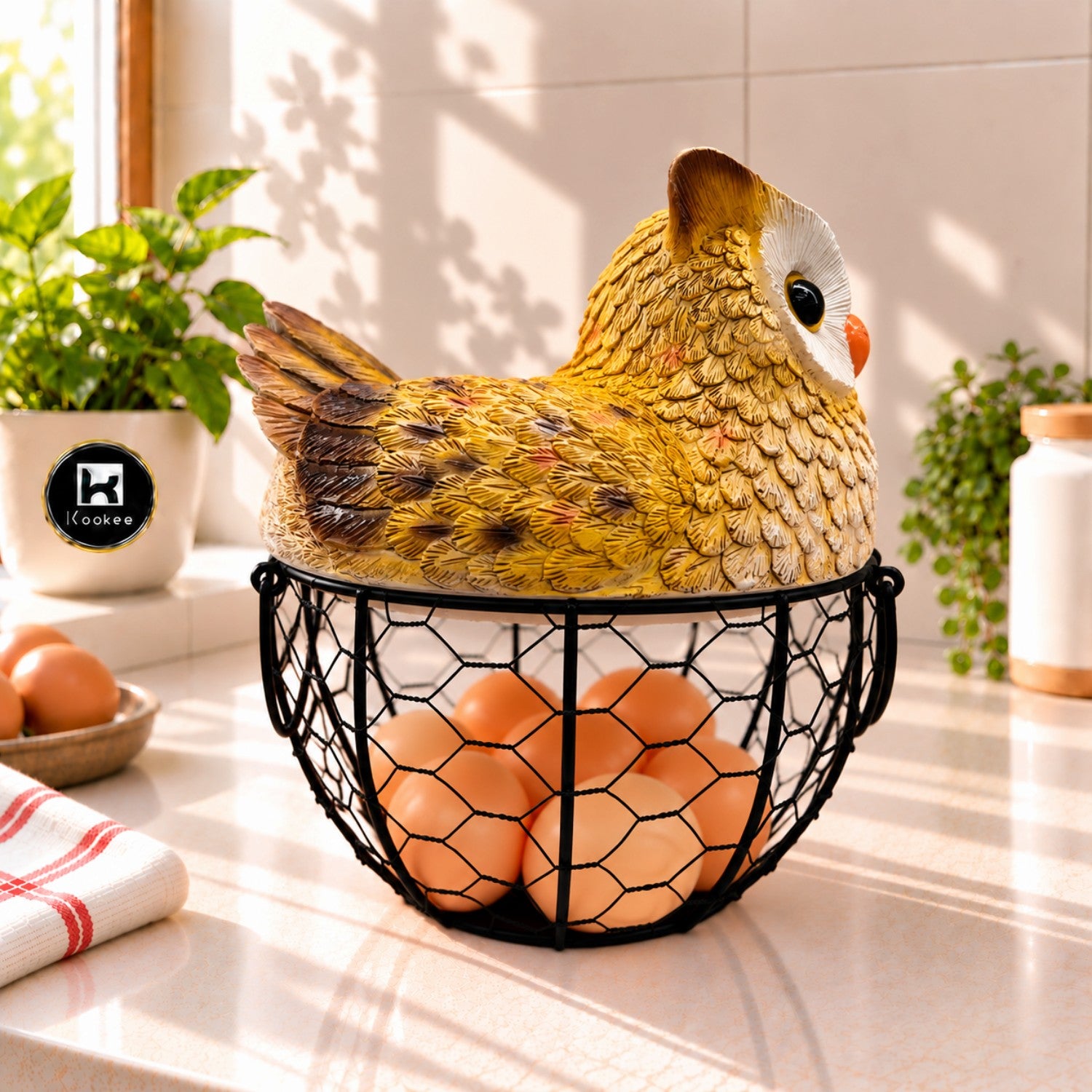 Kookee Wire Mesh Egg Basket with Polyresin Owl Lid for Kitchen