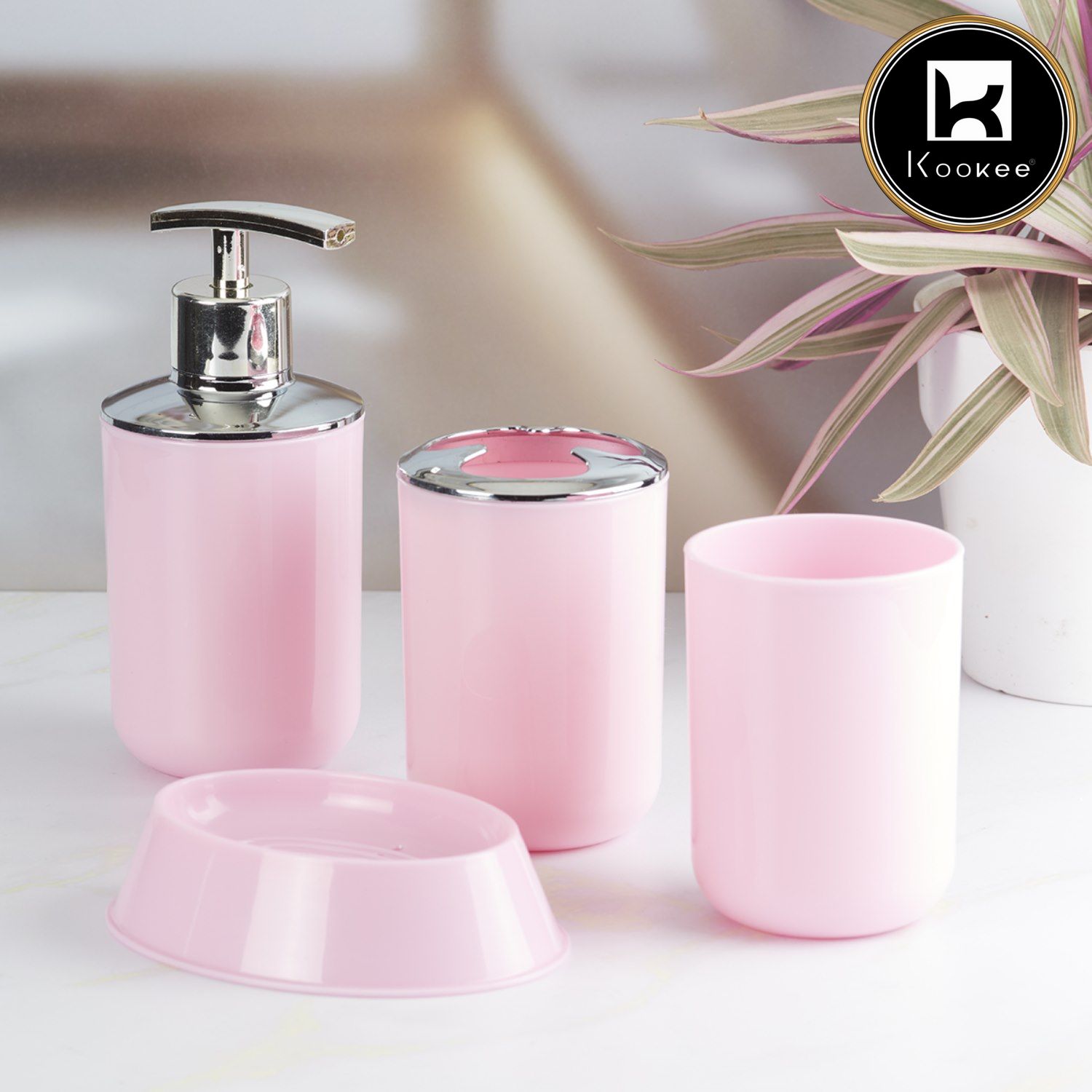 Acrylic Set of 4 Bath Set with Soap Dispenser (7395)