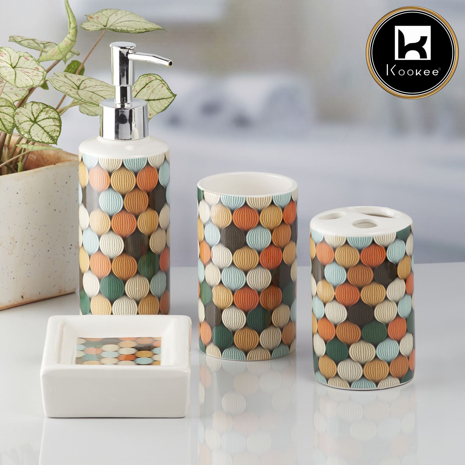 Ceramic Bathroom Set of 4 with Soap Dispenser (7687)