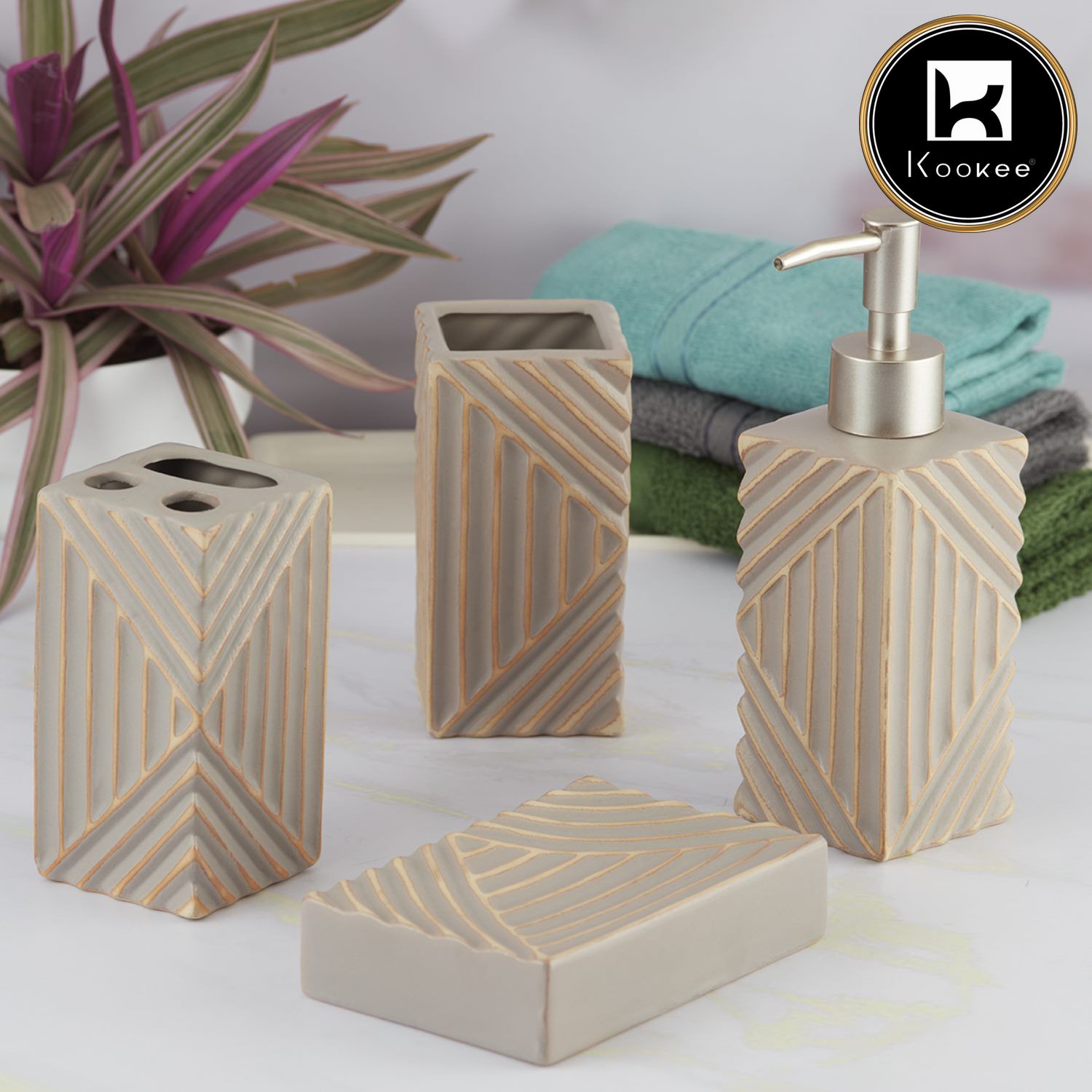 Ceramic Bathroom Set of 4 with Soap Dispenser (7700)