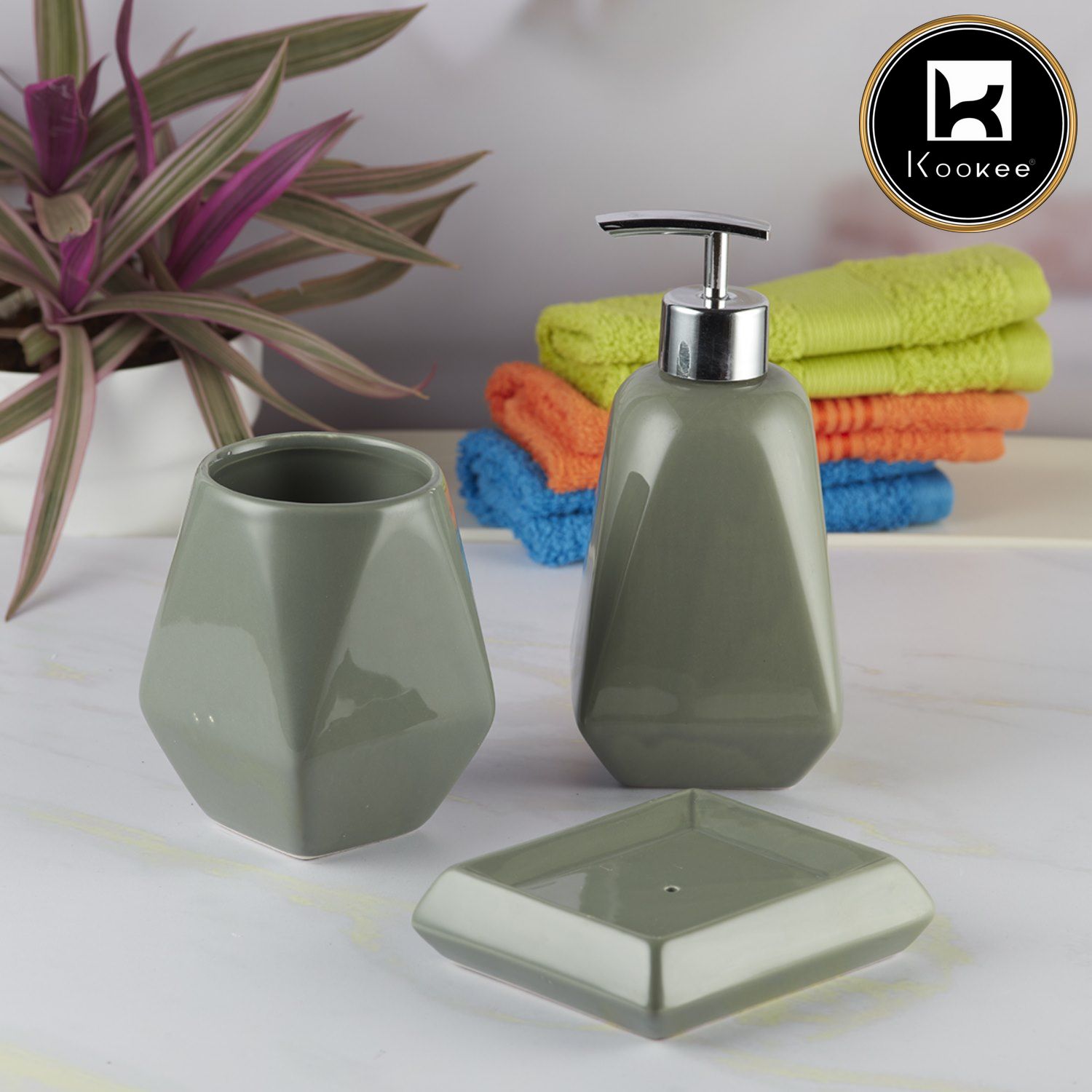 Kookee Ceramic Bathroom Sets, Green, ART08127