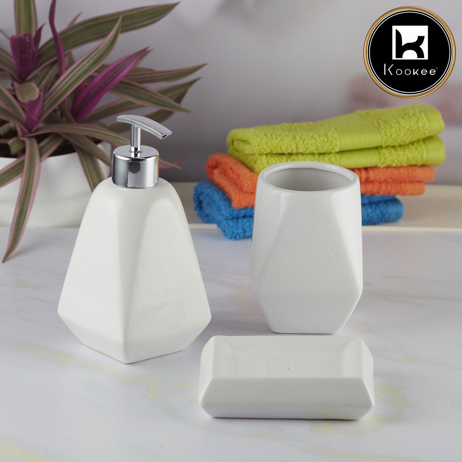 Ceramic Bathroom Accessories Set of 3 with Soap Dispenser (8128)