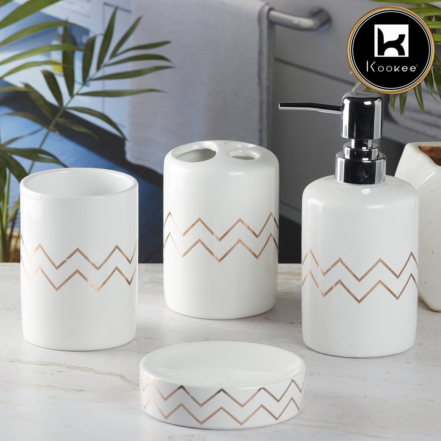 Ceramic Bathroom Accessories Set of 4 Bath Set with Soap Dispenser (8216)