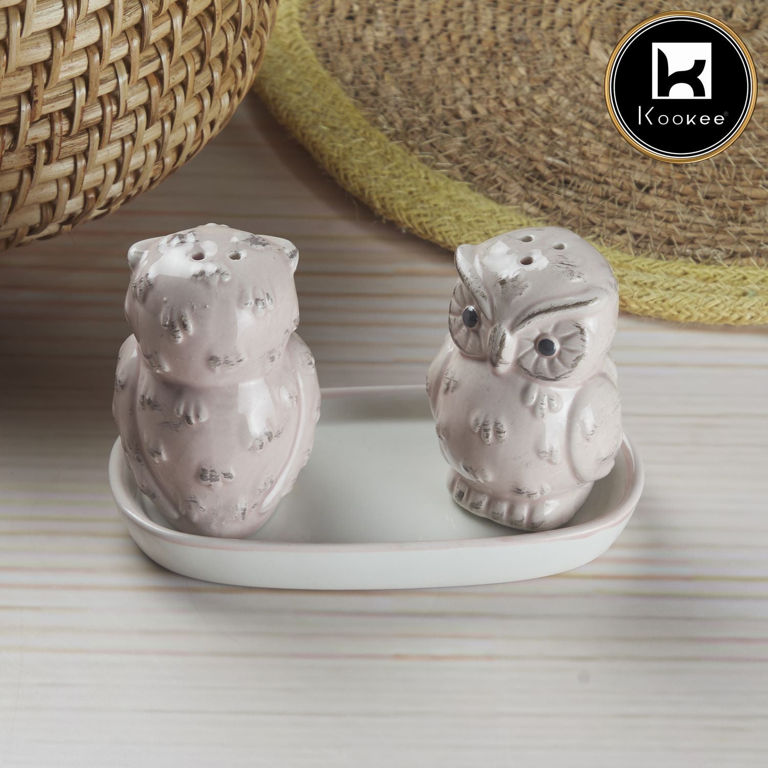 Ceramic Salt and Pepper Set with tray, Owl Design, Pink