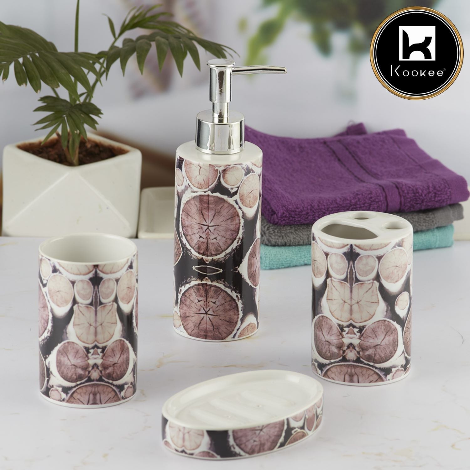 Ceramic Bathroom Set of 4 with Soap Dispenser (8477)