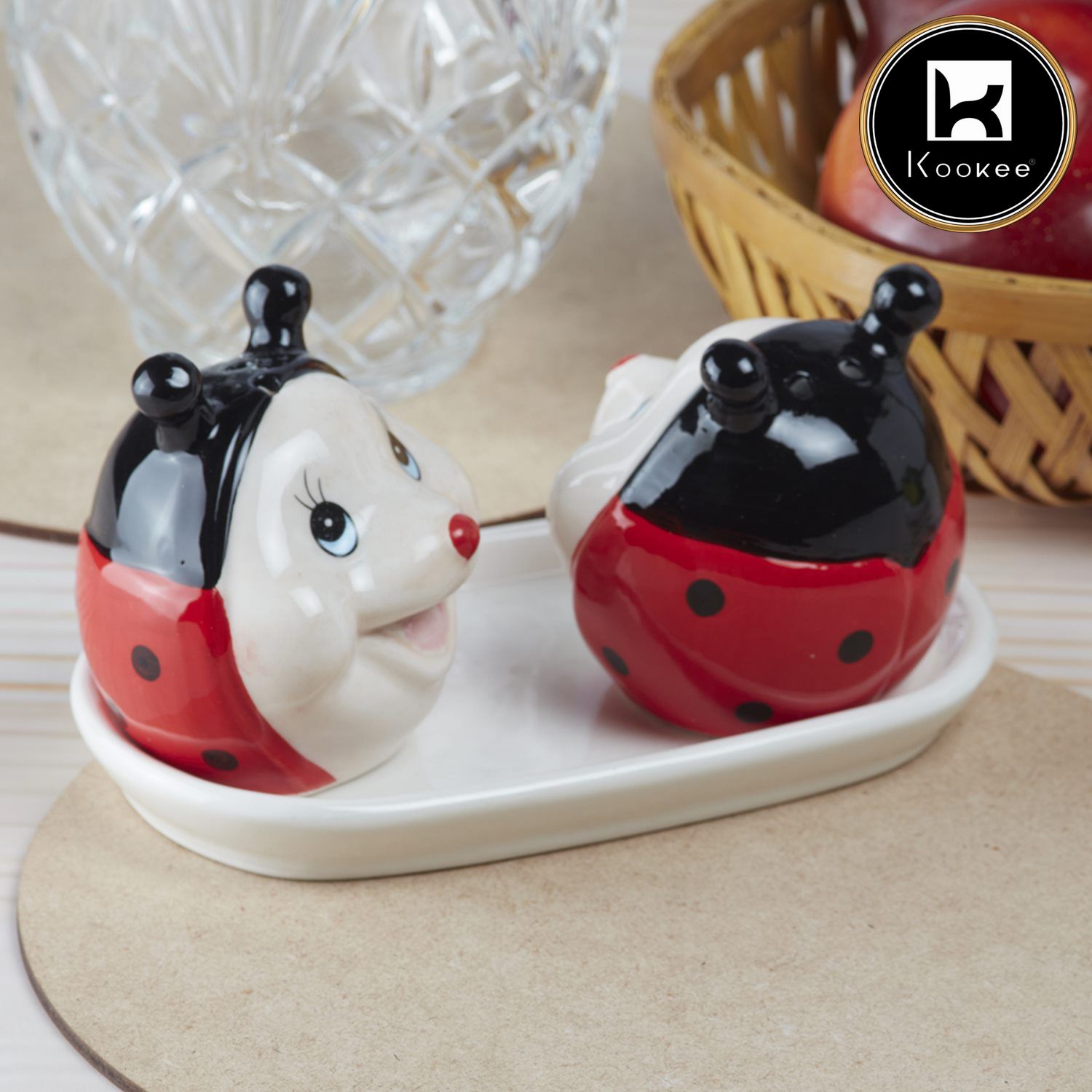 Ceramic Salt and Pepper Set with tray, Lady Bug Design, Red Black (8568)