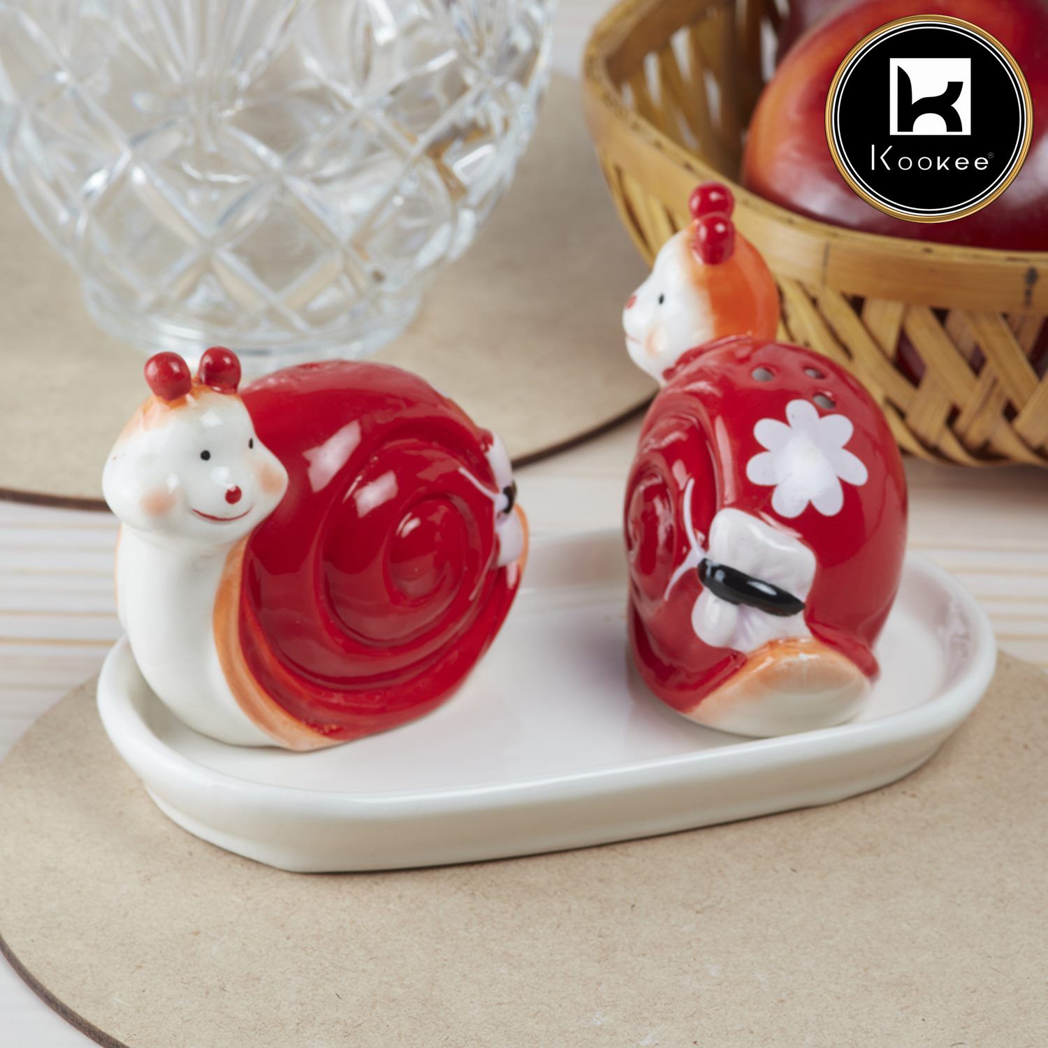 Ceramic Salt and Pepper Set with tray, Snail Design, Red White (V-SALT-009-1)