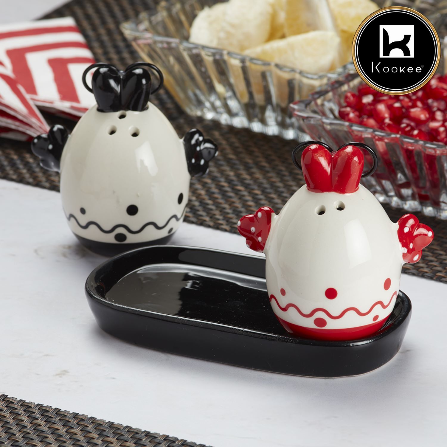 Ceramic Salt and Pepper Set with tray, Egg Design, Black Red (V-SALT-009-1)