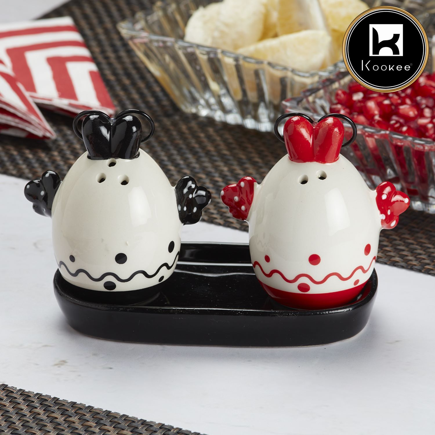 Ceramic Salt and Pepper Set with tray, Egg Design, Black Red (V-SALT-009-1)