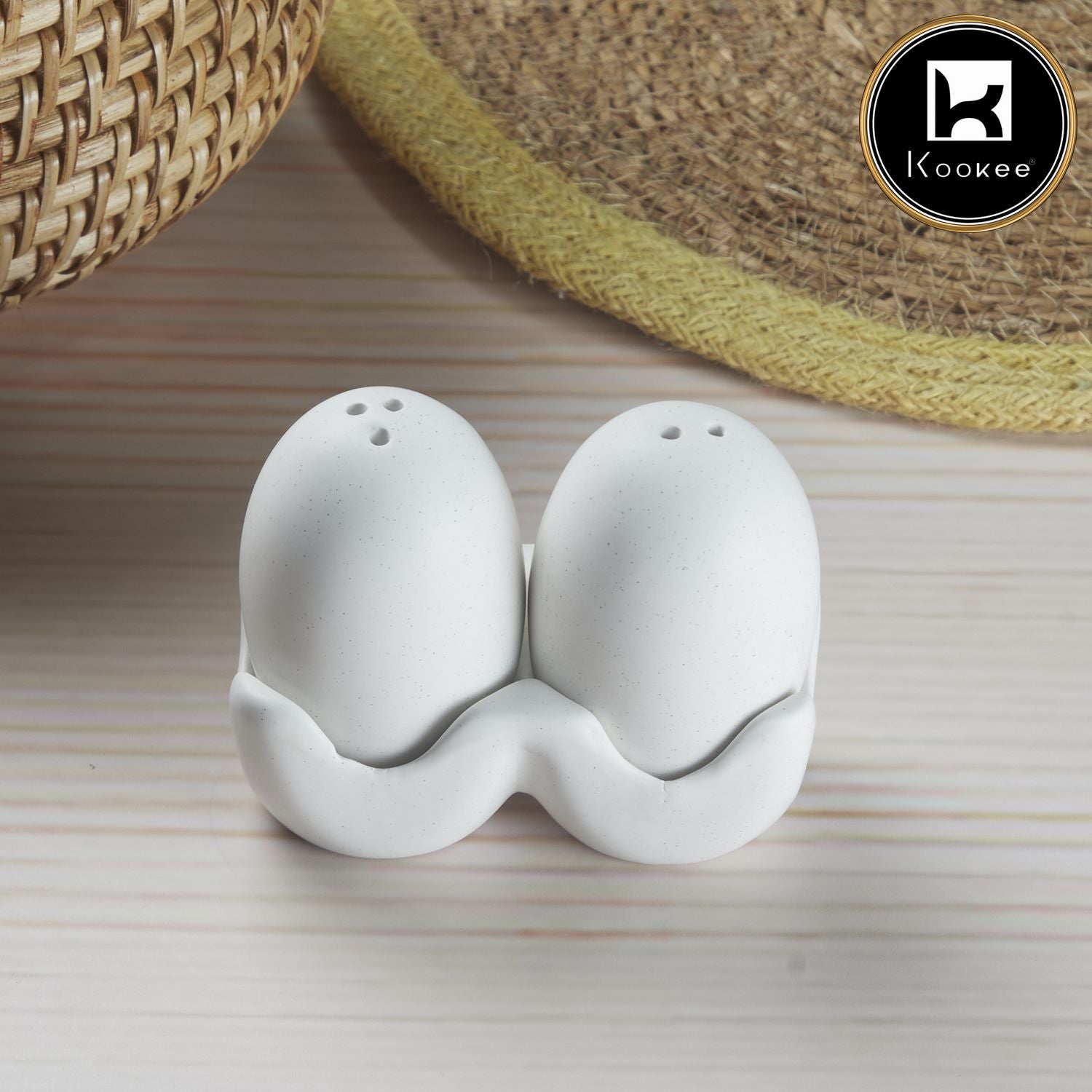 Kookee Ceramic Salt and Pepper Set with tray, Egg Design, White (8580)