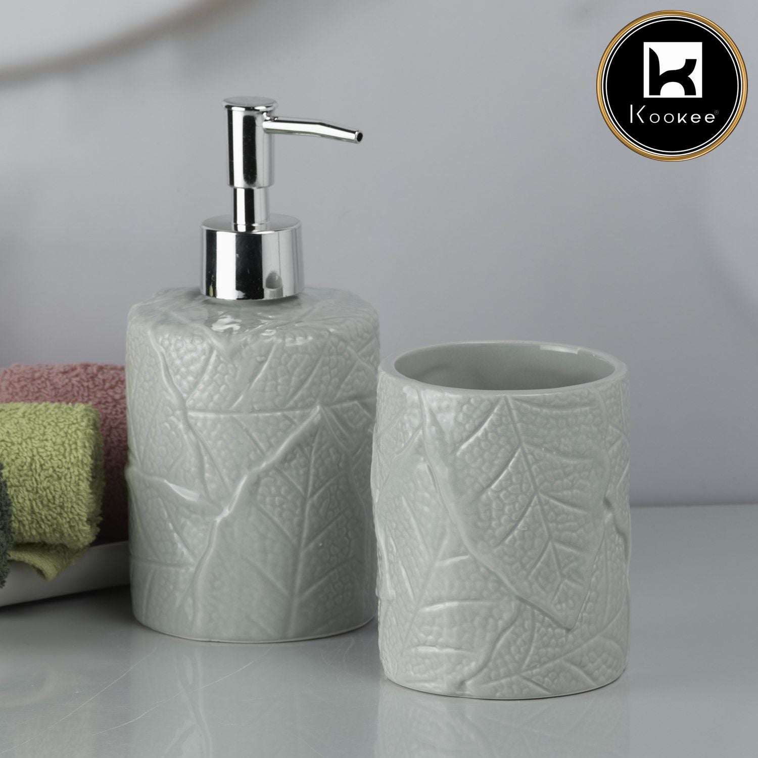 Ceramic Bathroom Accessories Set of 2 with Soap Dispenser (9607)