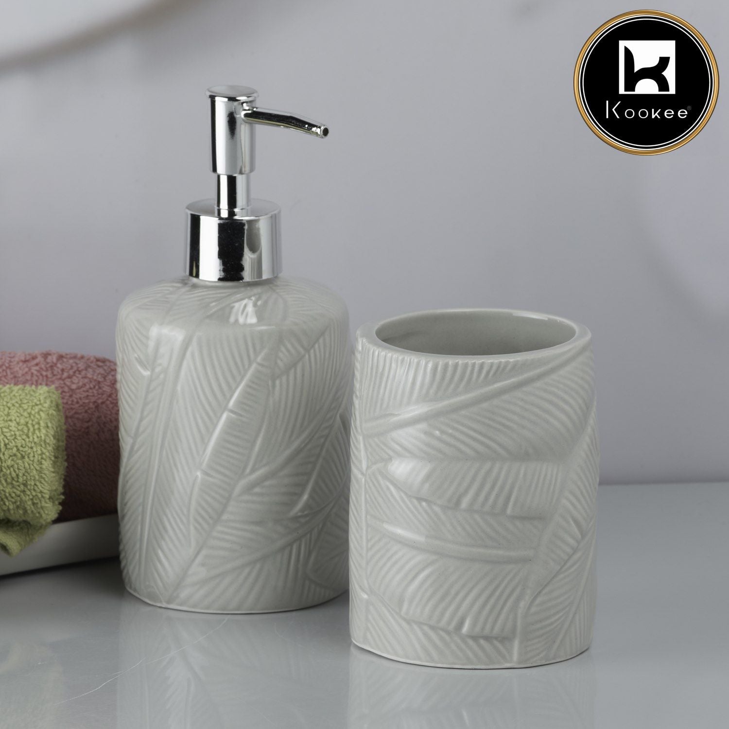 Ceramic Bathroom Accessories Set of 2 with Soap Dispenser (9609)