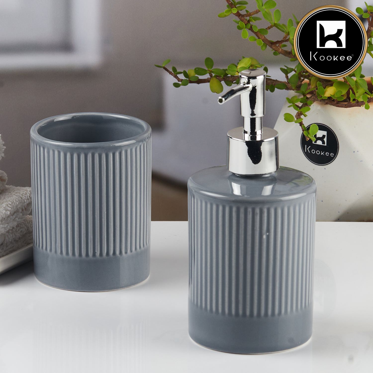 Ceramic Bathroom Accessories Set of 2 with Soap Dispenser (9717)