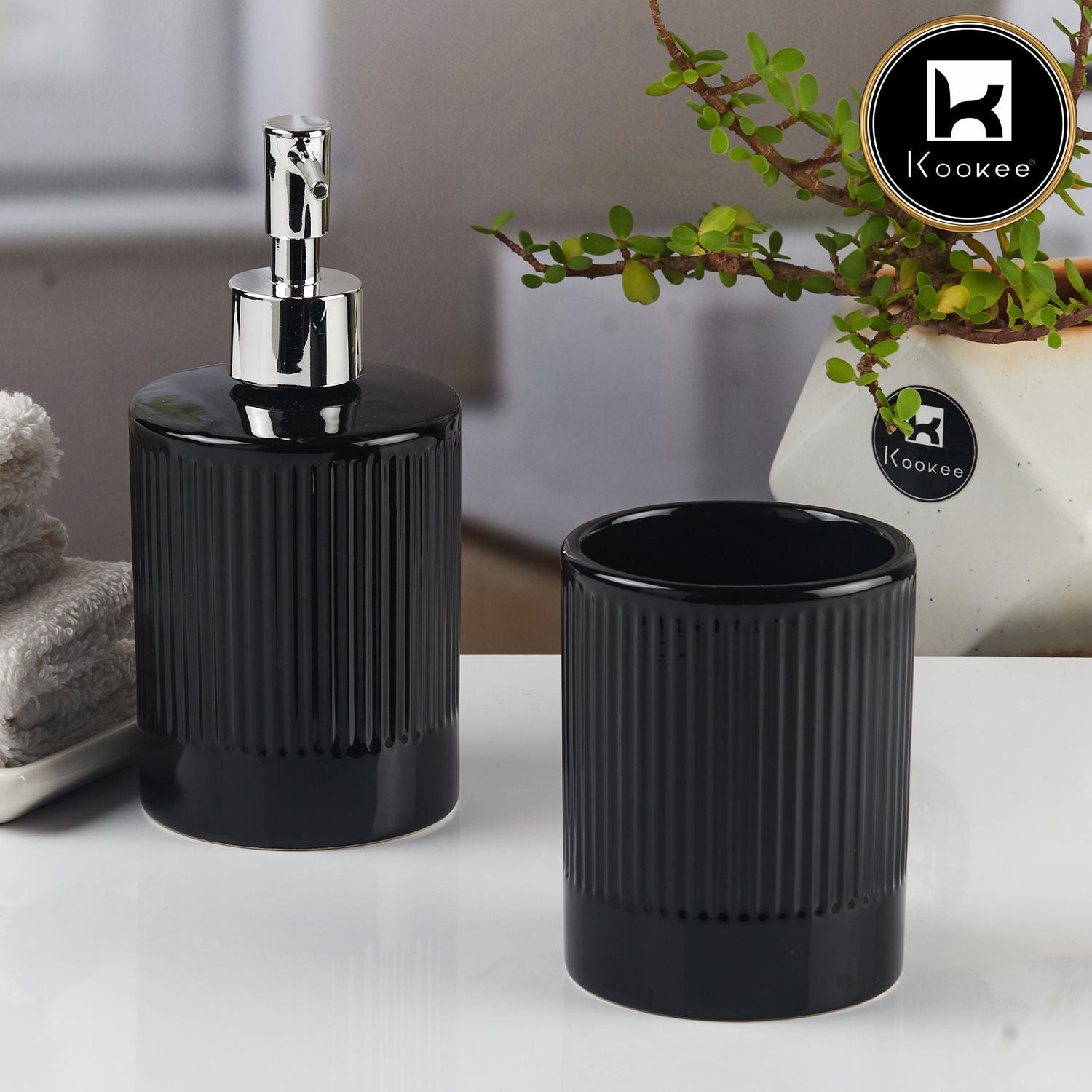 Ceramic Bathroom Accessories Set of 2 with Soap Dispenser (V-CBS-003-5)